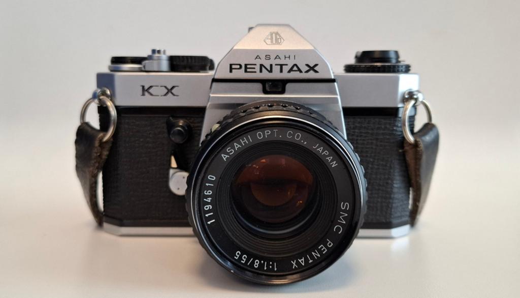 Pentax KX Spiegelreflexcamera met SMC Pentax 1:1.8/55 lens, Audio, Tv en Foto, Fotocamera's Analoog, Xx, Spiegelreflex, Pentax Japan