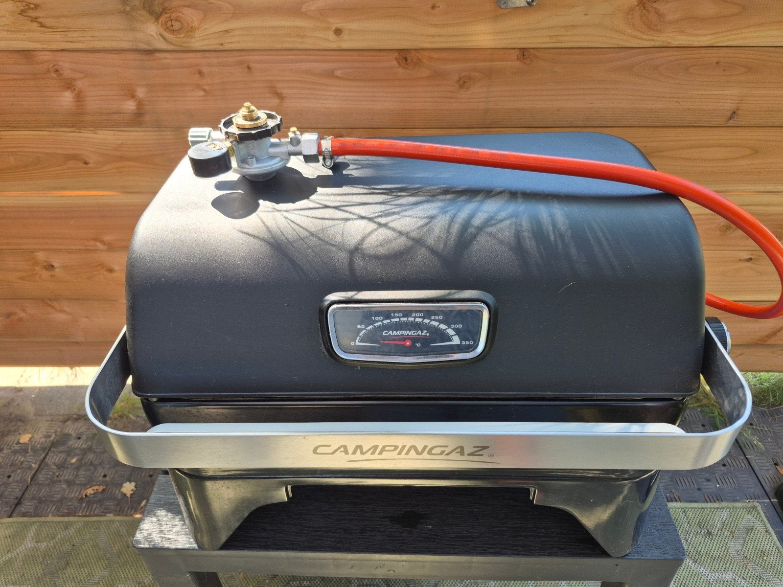 BBQ op gas campinggaz, Ophalen, Zo goed als nieuw, Campingaz