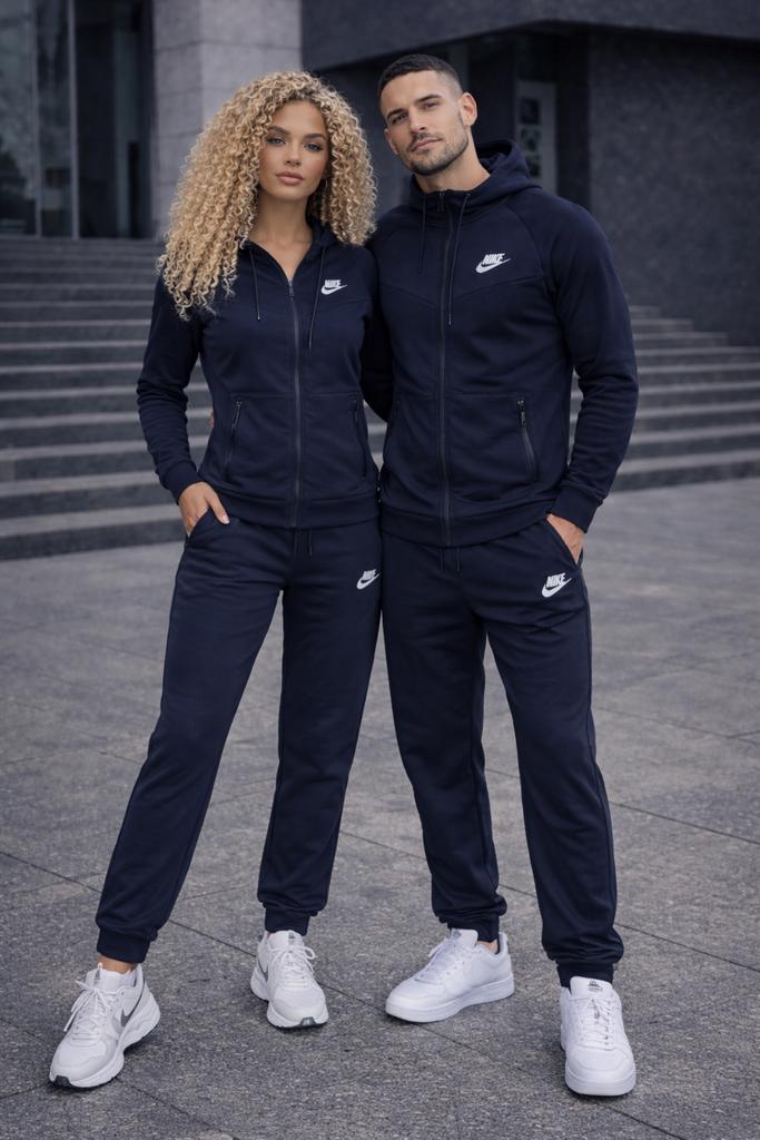 Nike pak donker blauw, Blauw, Nieuw, Ophalen of Verzenden, Fitness of Aerobics