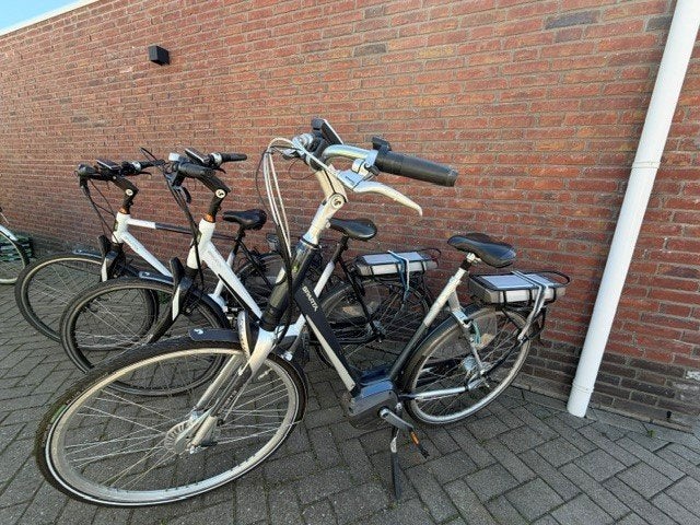 3 x defecte e-bikes voor onderdelen met werkende accu, 51 tot 55 cm, Ophalen, Gebruikt, Sparta