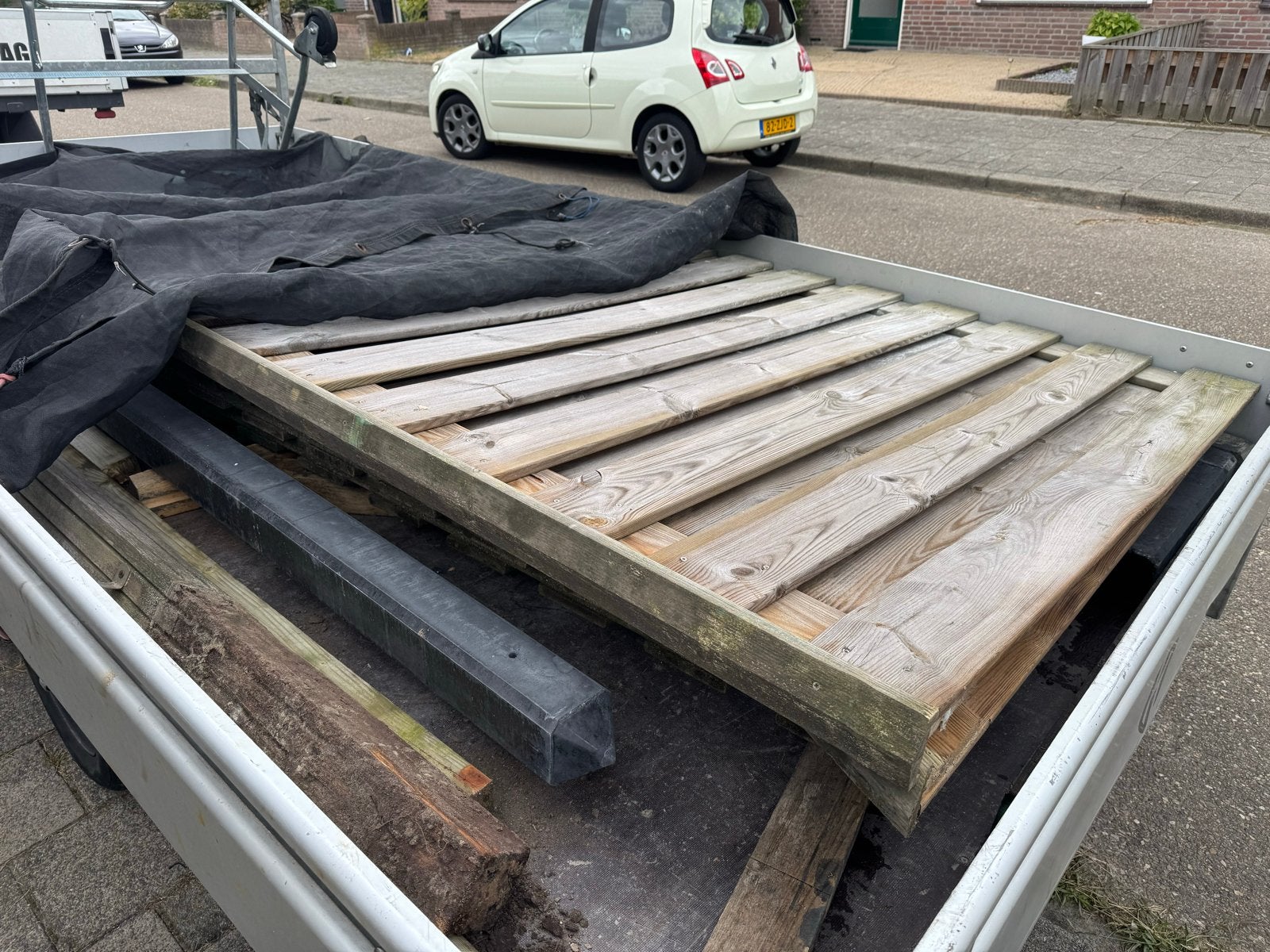 Gratis tuinschermen, Ophalen of Verzenden, Gebruikt, 250 cm of meer, Balken