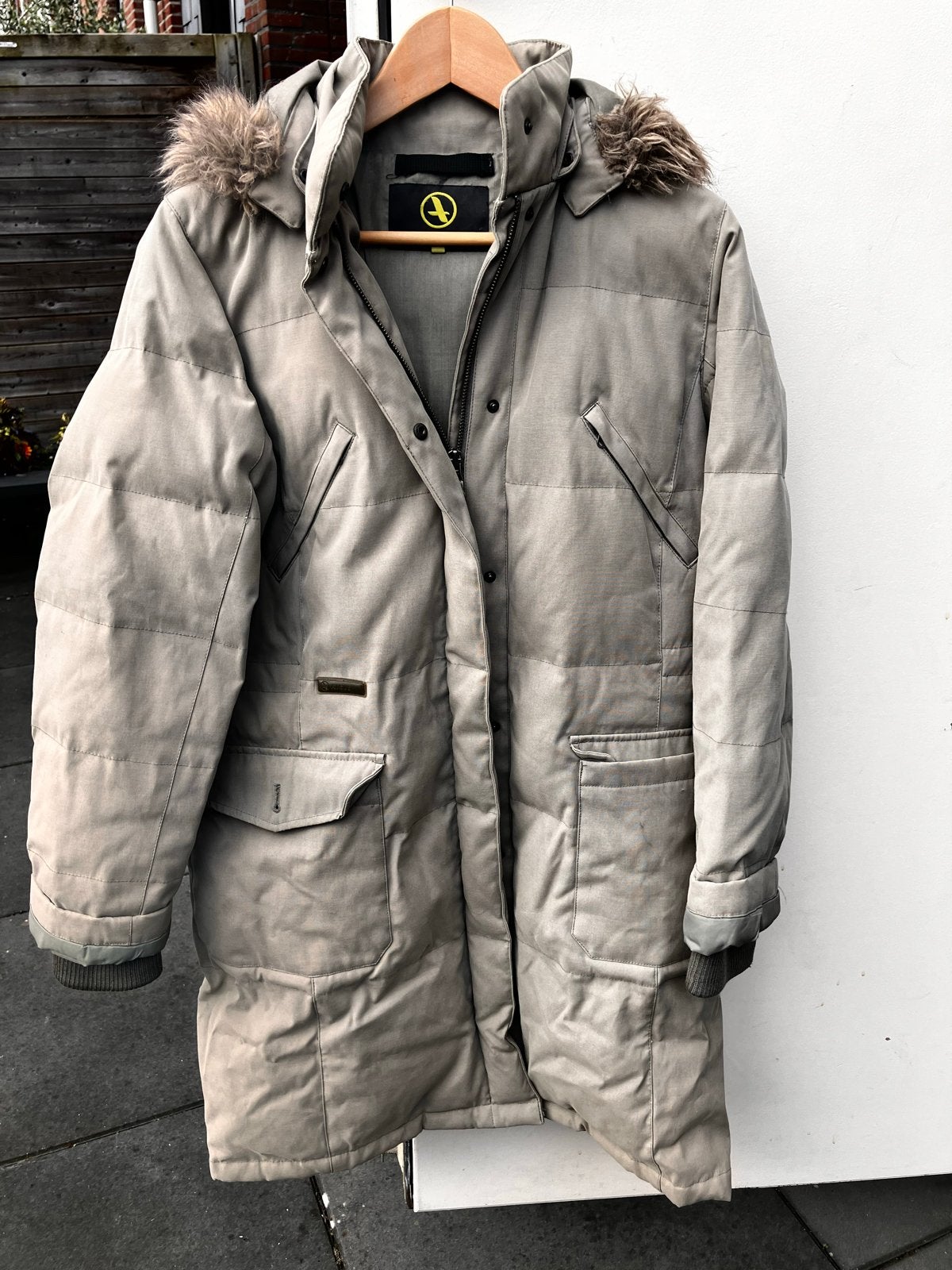 Aigle winterjas taupe/zacht groen mt 40 dons/veren, Kleding | Dames, Maat 38/40 (M), Beige, Ophalen of Verzenden, Gedragen