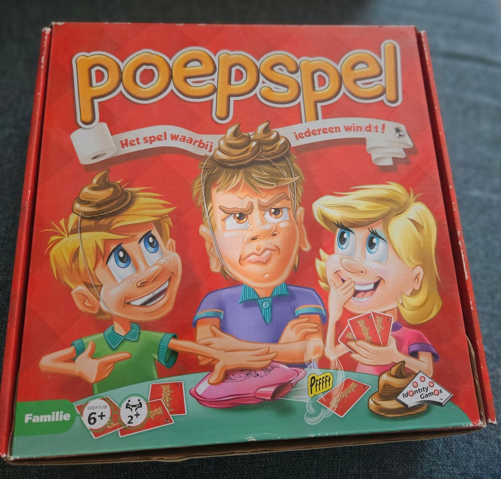 Poepspel: Het hilarische spel waarbij iedereen wint!, Vijf spelers of meer, Ophalen of Verzenden, Zo goed als nieuw, Identity Games