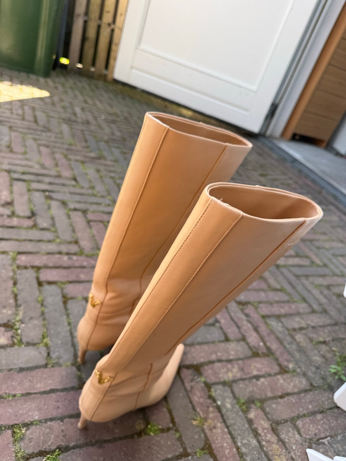 Hoge laarzen met hak - Beige josh v MARTHA, Hoge laarzen, Beige, Ophalen of Verzenden, Gedragen