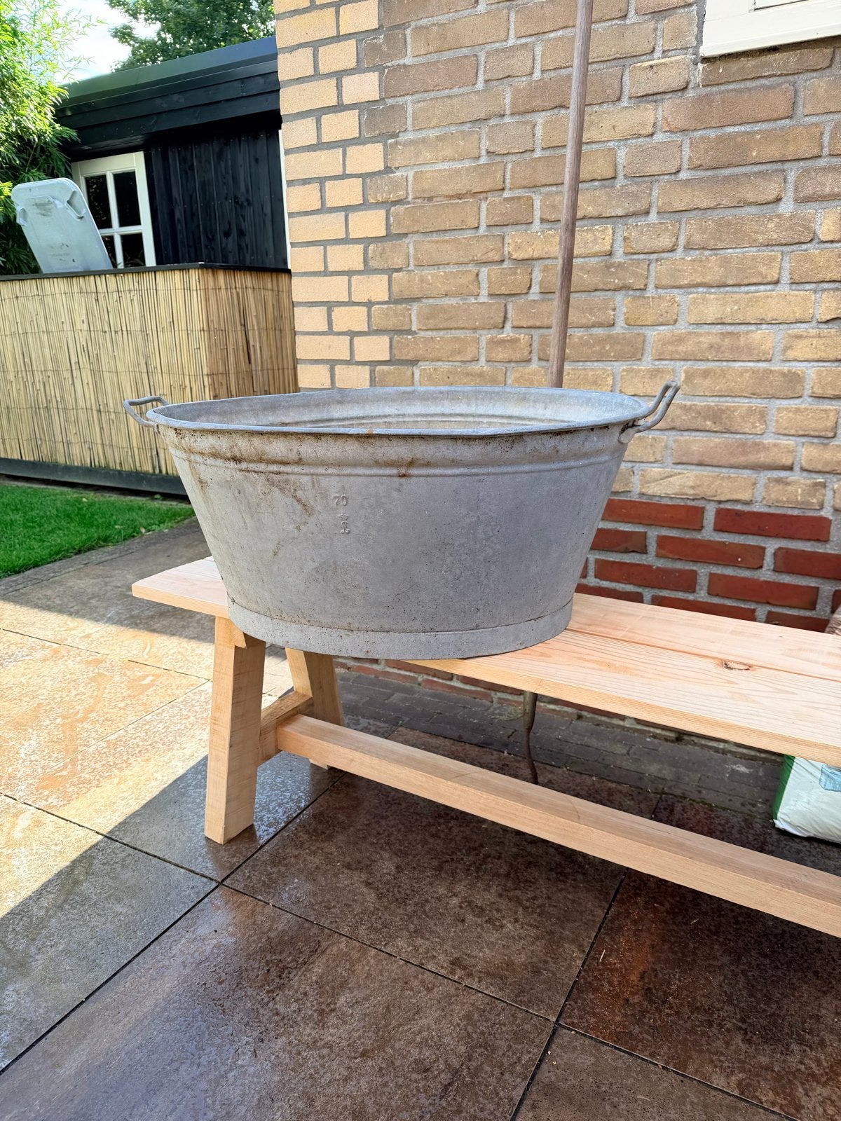 Grote oude zinken teil - decoratief (niet waterdicht), Ophalen