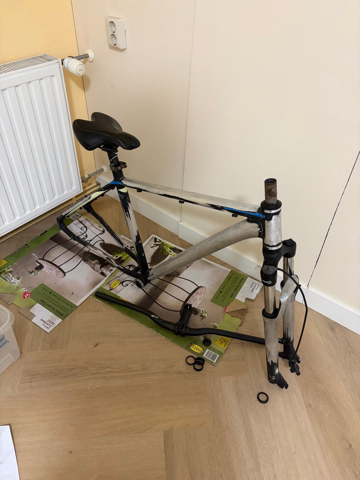 Mountainbike frame met voorvork en zadel, Hardtail, Ophalen of Verzenden, Gebruikt, Overige merken