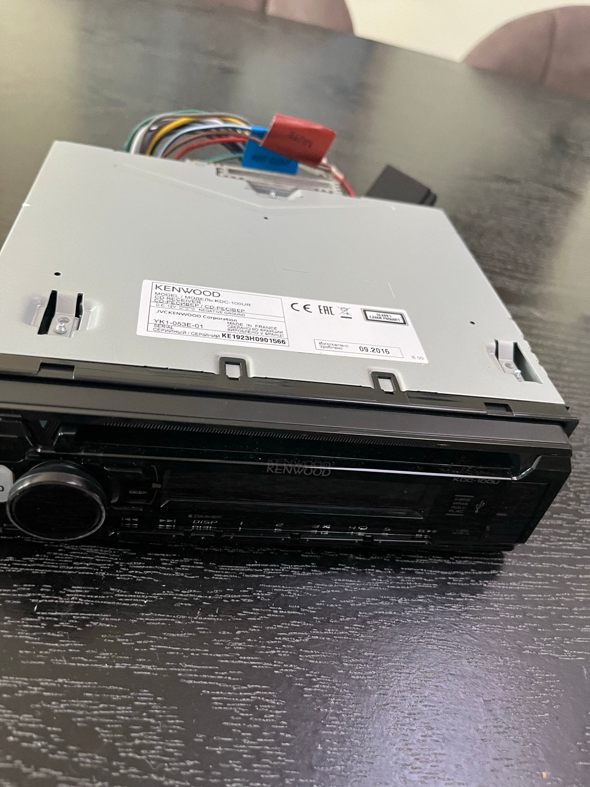 Kenwood KDC-100UR autoradio - amper gebruikt, Ophalen of Verzenden, Gebruikt