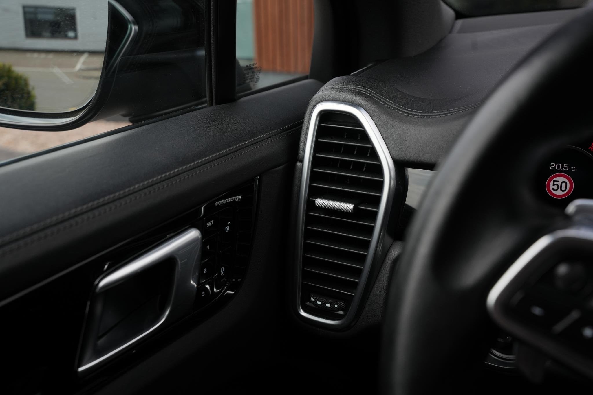 Foto 35 van Porsche Cayenne 2.9 S Panoramadak SportChrono Leer Stuurverw