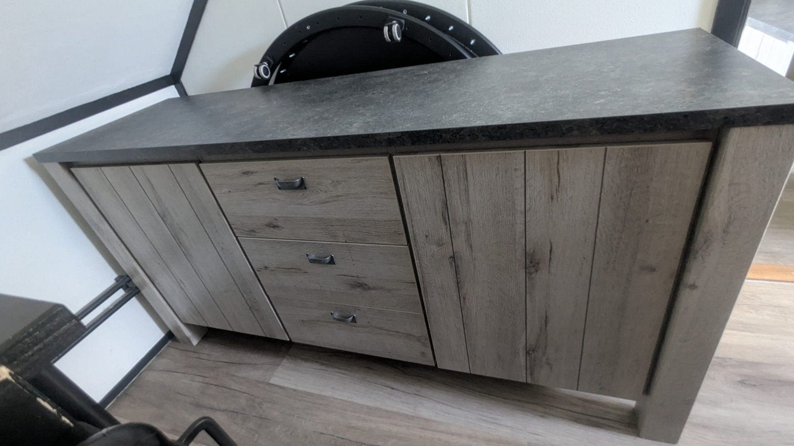 Dressoir kast Leen Bakker, Huis en Inrichting, Ophalen, Overige materialen, Gebruikt, Met deur(en)