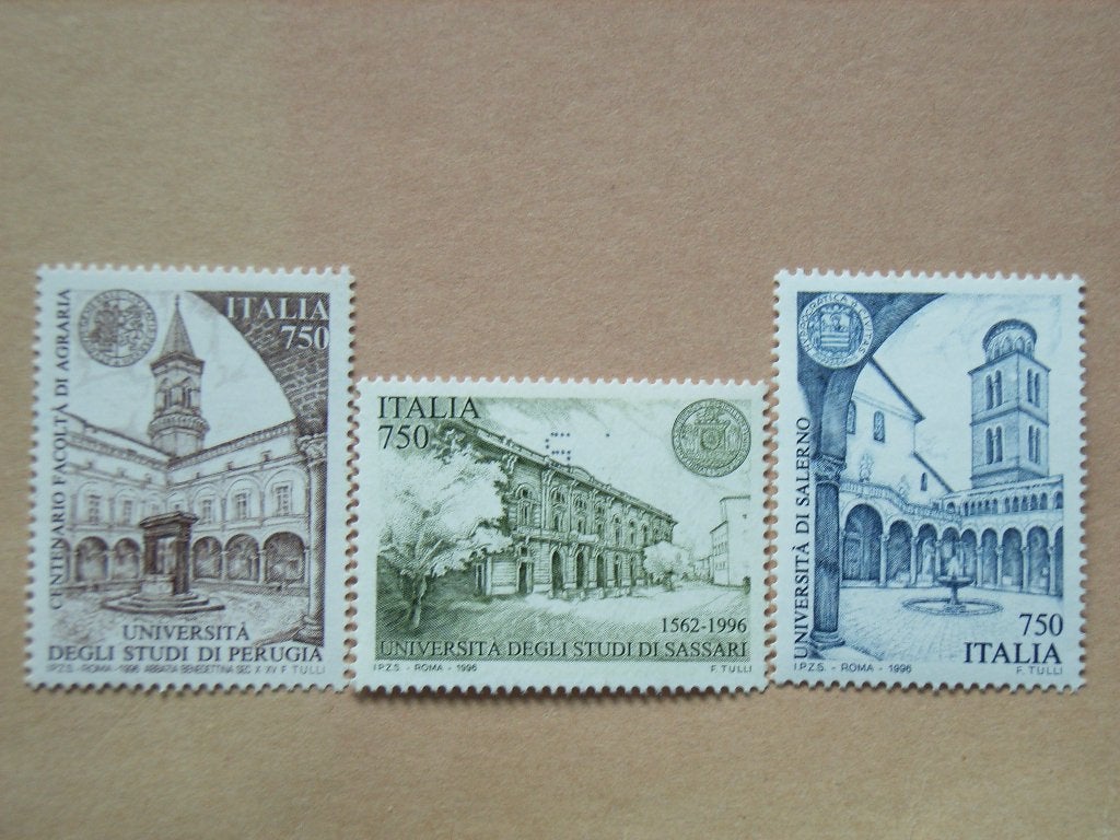 1   Italie 2468-2470 Pf, Verzenden, Postfris