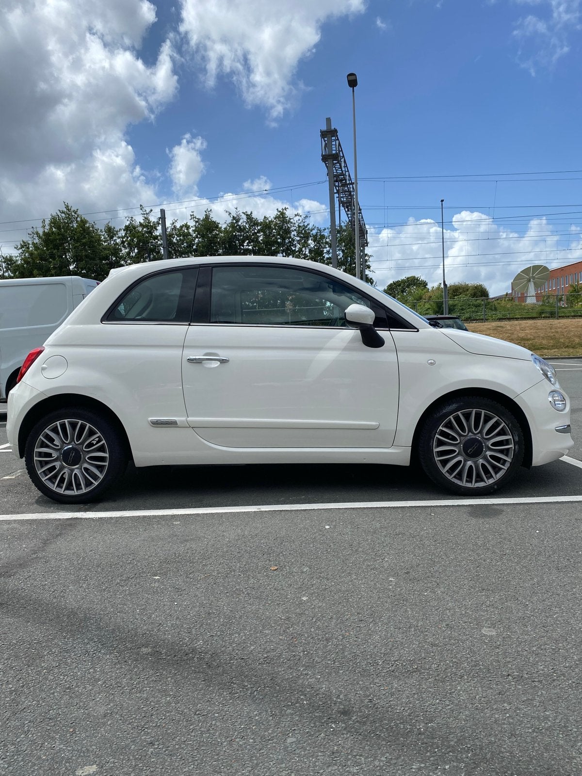 Fiat 500 Twinair Turbo 80pk 2017 Wit, Auto's, Fiat, Voorwielaandrijving, 31 €/maand, Origineel Nederlands, Handgeschakeld