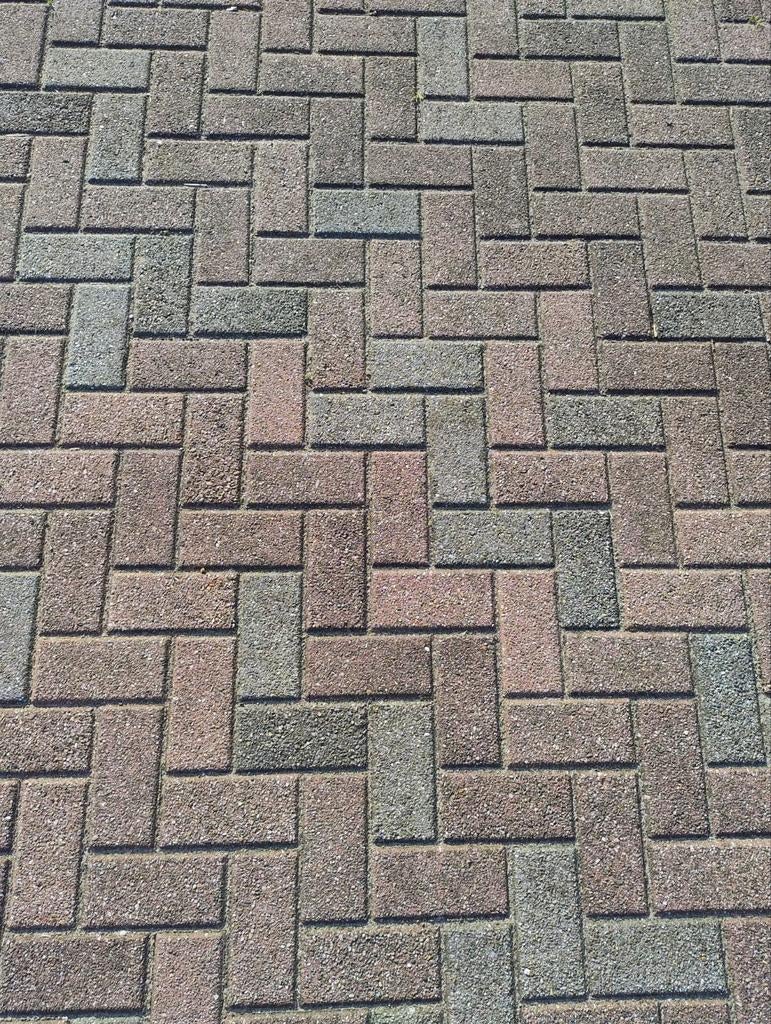 Gezocht klinkers rood grijs zwart, Ophalen, Beton, Klinkers