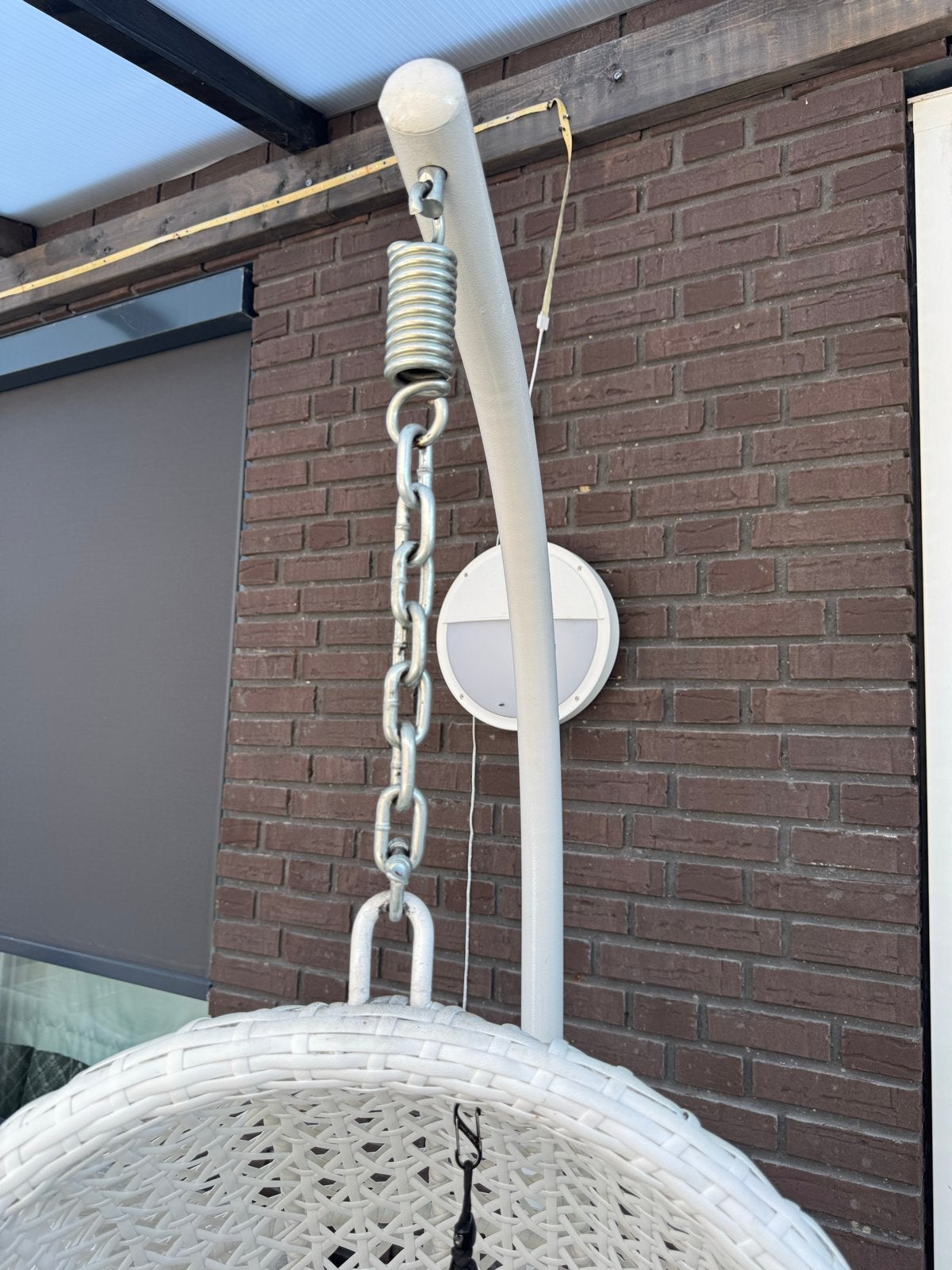 Witte hangstoel met zwart kussen, Ophalen of Verzenden, Gebruikt, Wicker