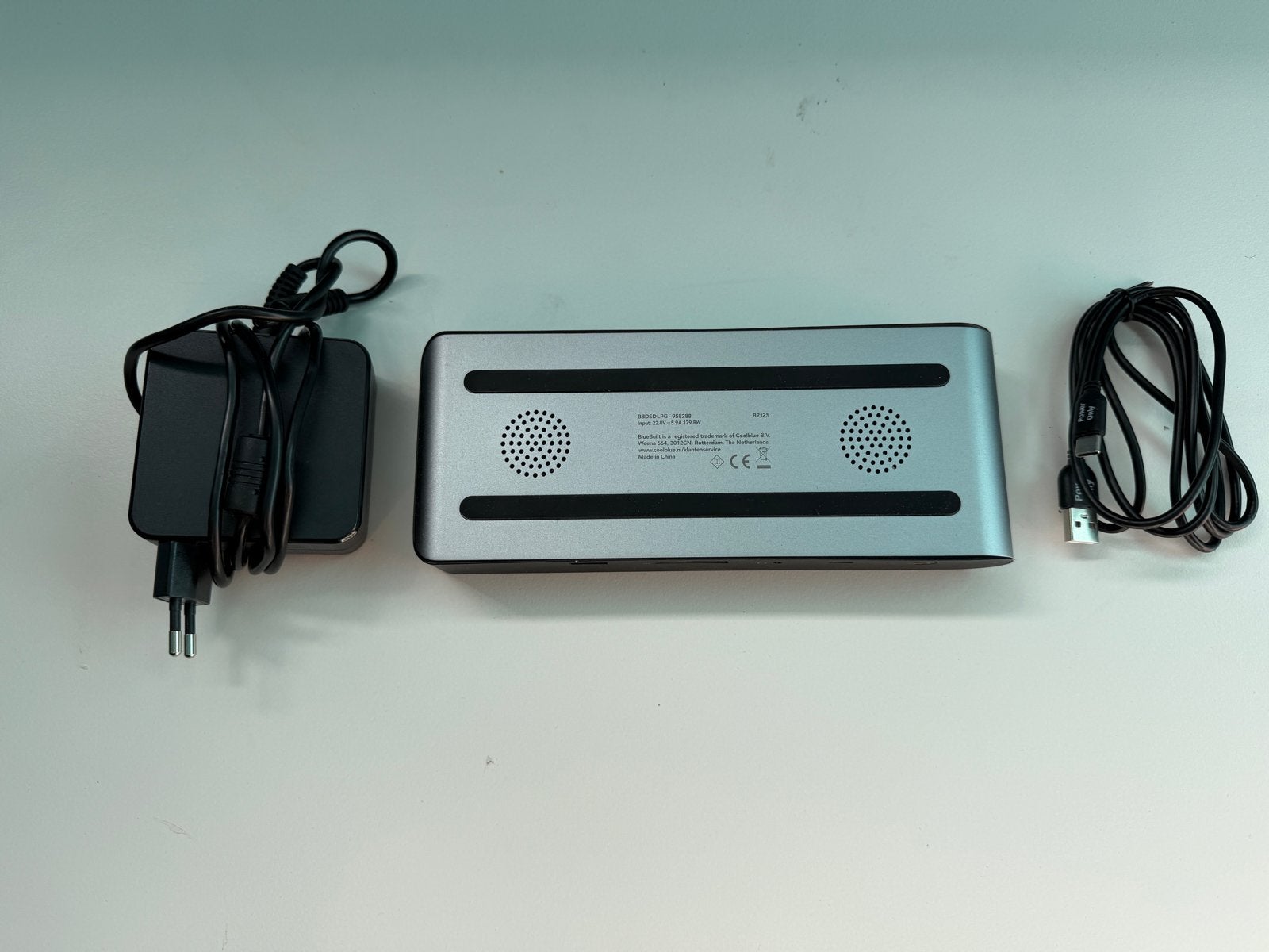 BlueBuilt DisplayLink Docking Station Pro USB-C – Garantie, Ophalen of Verzenden, Zo goed als nieuw, Docking station