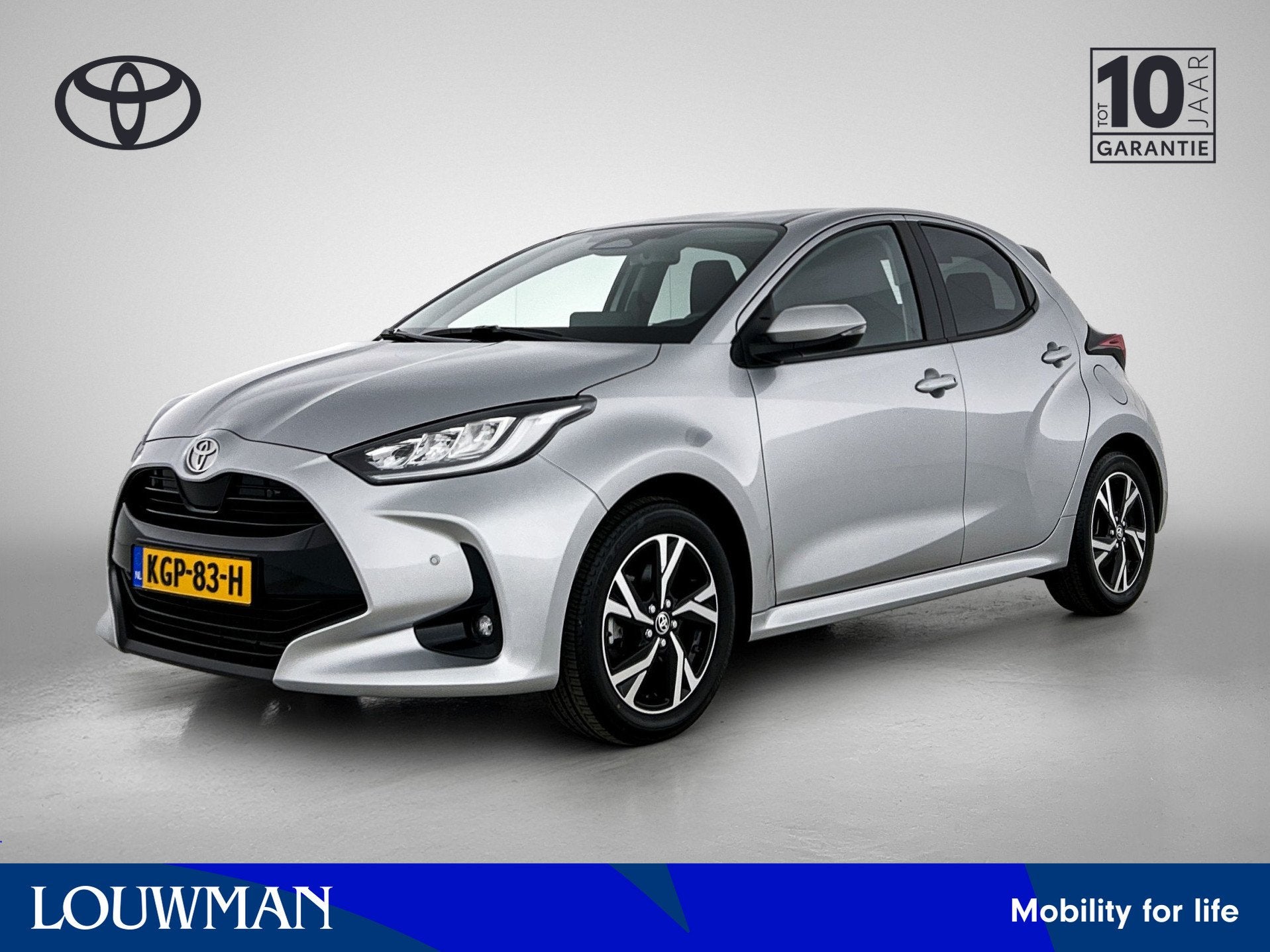 Toyota Yaris 1.5 Hybrid 115 First Edition + | BTW voertuig |