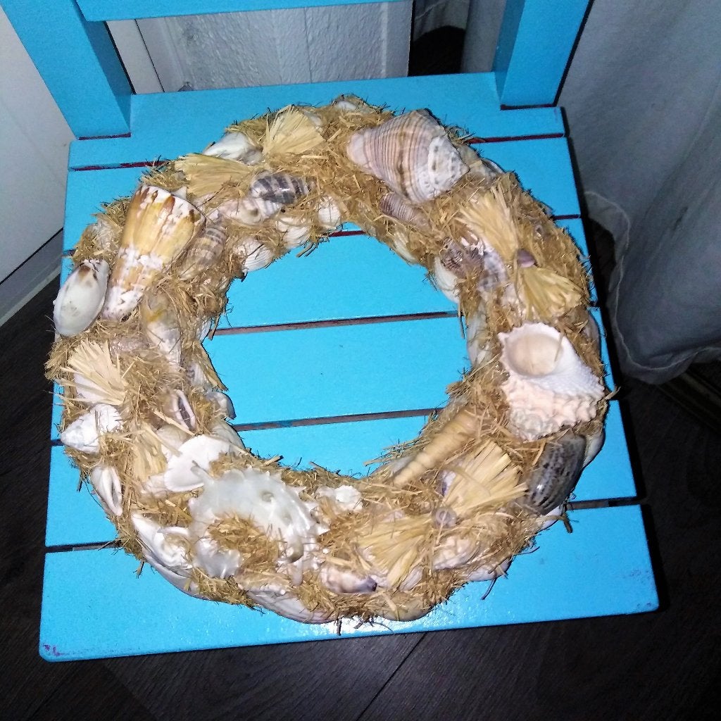 Schelpenkrans met diverse schelpjes 24 cm doorsnee, Ophalen, Gebruikt
