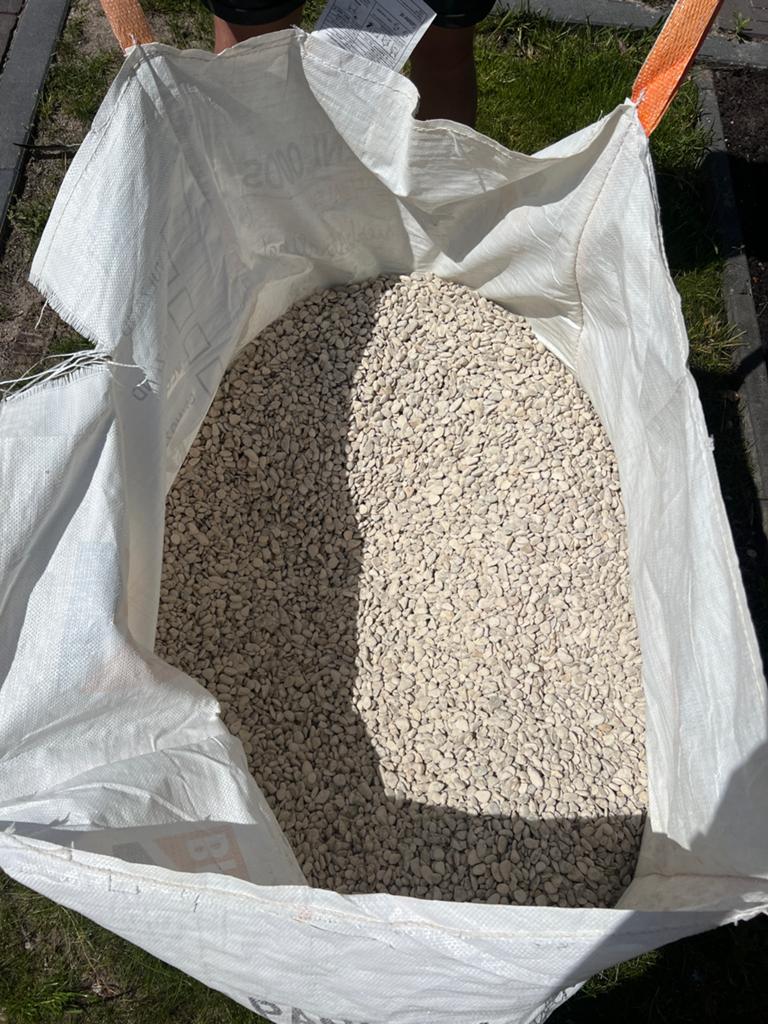 Castle grind 5/15mm, Ophalen, Beige, Zo goed als nieuw, Grind