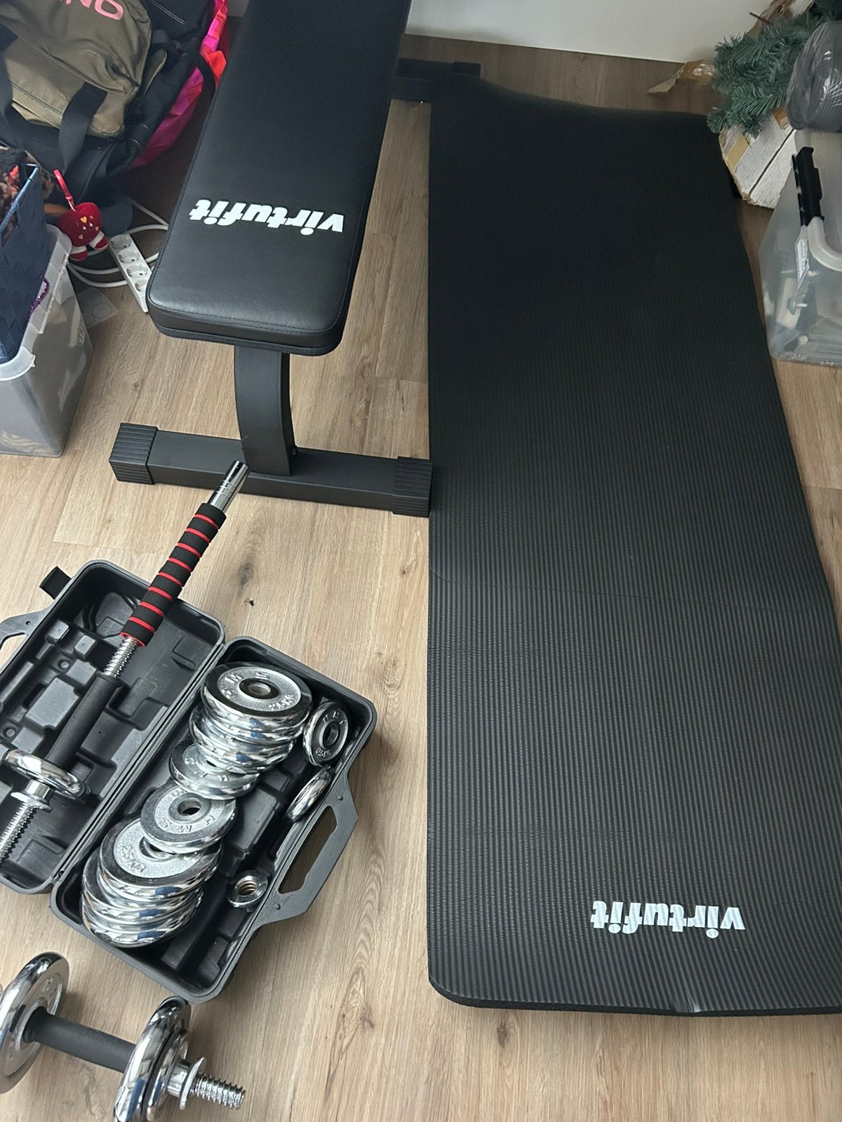 Virtufit fitnes vlakke bank en mat en gewichten nieuw, Sport en Fitness, Fitnessmaterialen, Ophalen of Verzenden, Nieuw