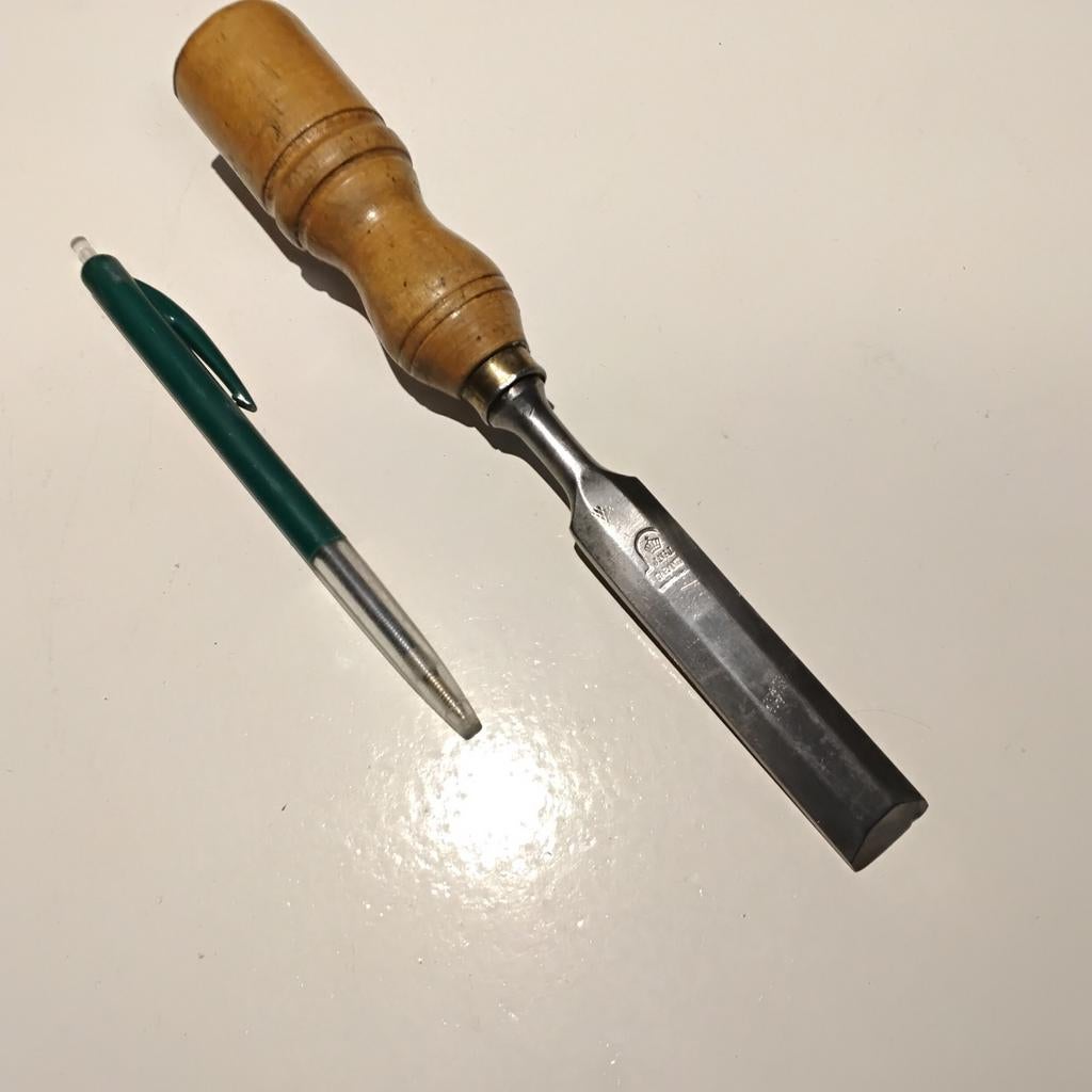 Mooie aparte beitel van Nooitgedagt 18mm, Antiek en Kunst, Ophalen of Verzenden