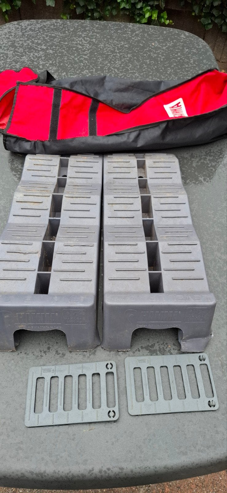 Oprijplaten voor auto - Gamma, 2500 kg draagvermogen, Caravans en Kamperen, Kampeeraccessoires, Ophalen of Verzenden, Gebruikt
