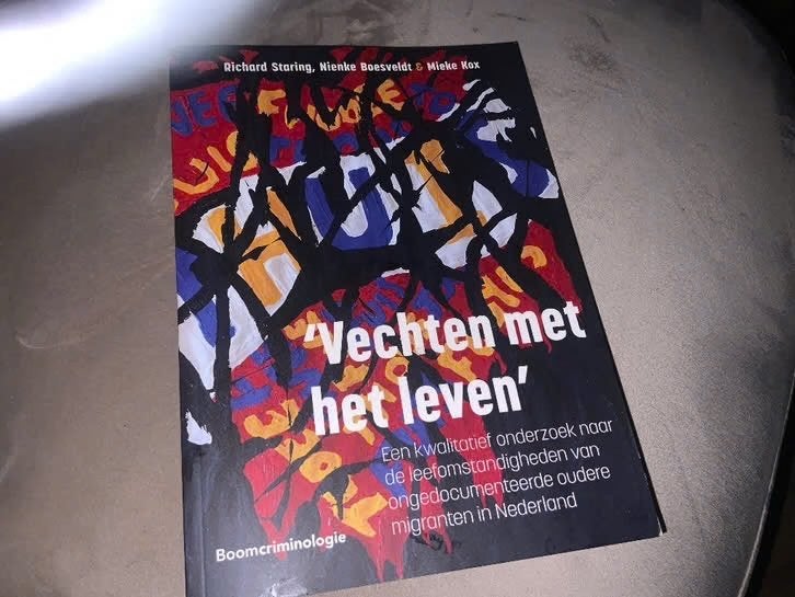 Vechten met het leven - Kwalitatief onderzoek, Boeken, Gelezen, Sociale wetenschap, Richard Staring, Nienke Boesveldt & Mieke Kox