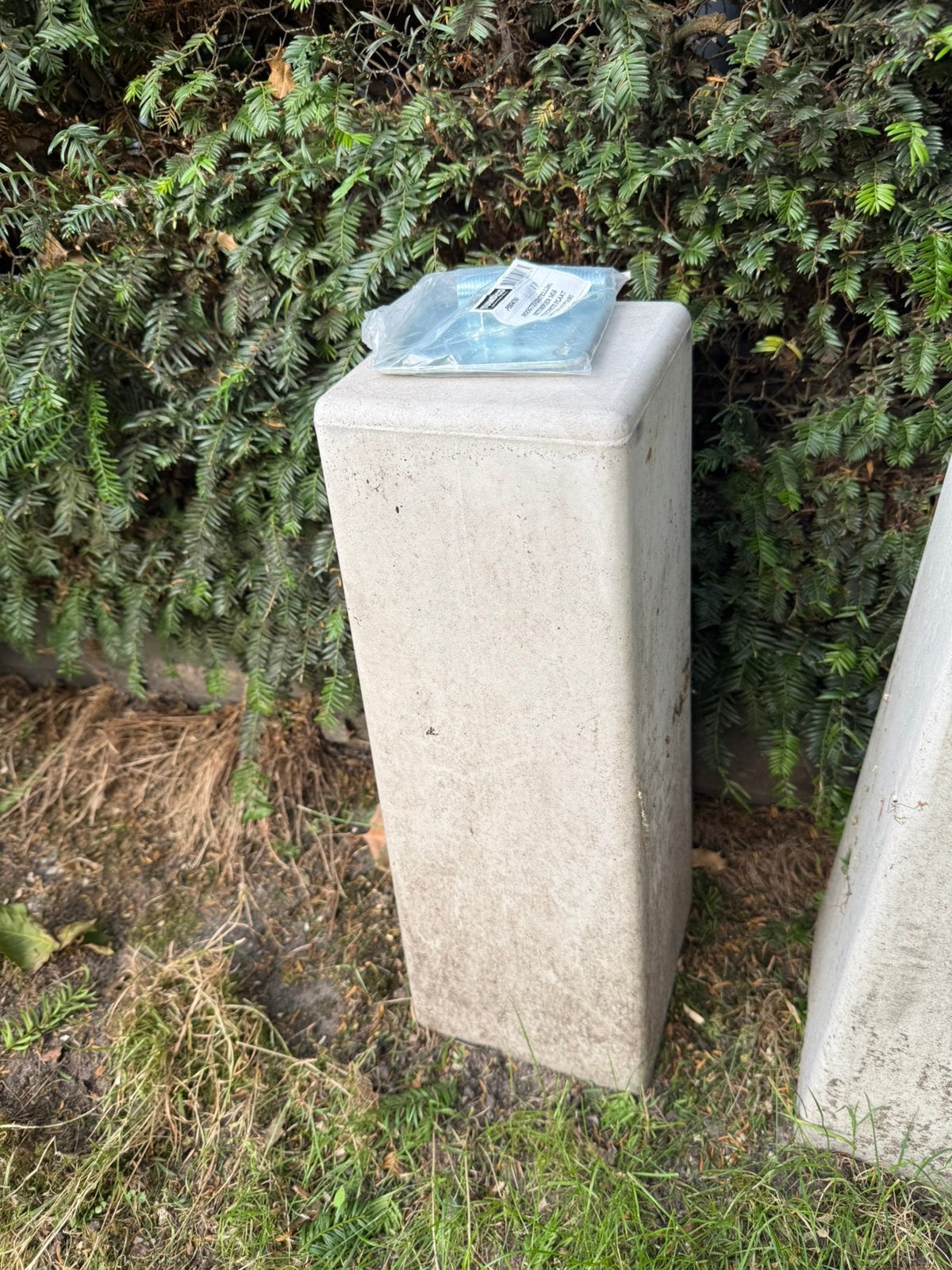 2 Tuindeco Betonpoer 15x15 TAPS Lichtgrijs met Stelplaat, Tuin en Terras, Palen, Balken en Planken, Ophalen, Nieuw, Minder dan 180 cm