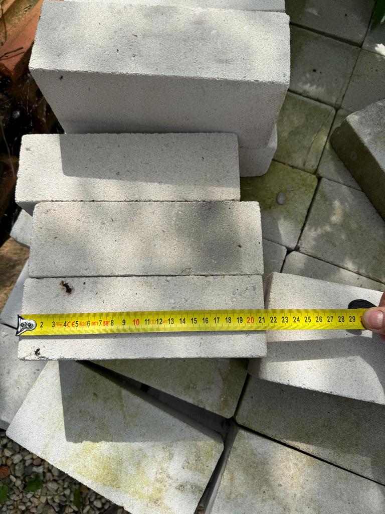 Kalkzandsteen blokken - 70 stuks, Ophalen, Gebruikt, Kalkzandstenen