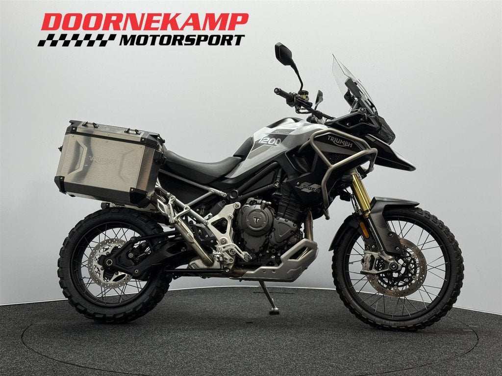 Triumph TIGER 1200 RALLY PRO (bj 2022), 1160 cc, Verkoop@doornekampmotorsport.nl, Meer dan 35 kW, Toermotor