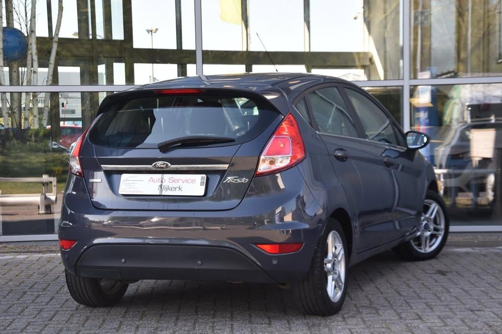 Ford Fiesta 1.0 EcoBoost Titanium Airco Nav. Pdc Lm-Velgen 1, Auto's, Ford, Voorwielaandrijving, Euro 5, Zwart, 23 km/l