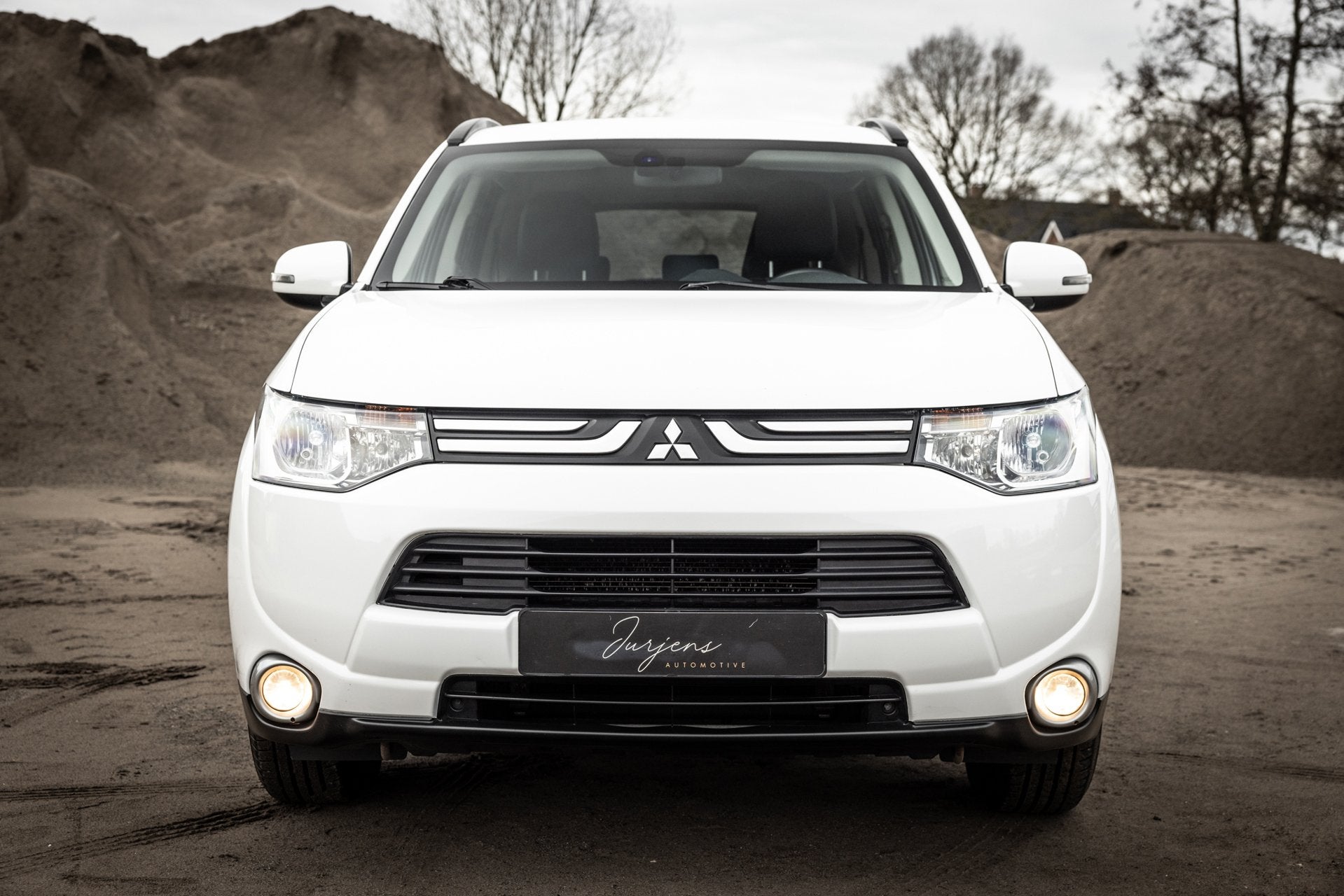 Mitsubishi Outlander 2.0 Intense (150pk) Orig NL | NAVI | CR, Auto's, Zwart, 4 cilinders, 150 pk, Wit