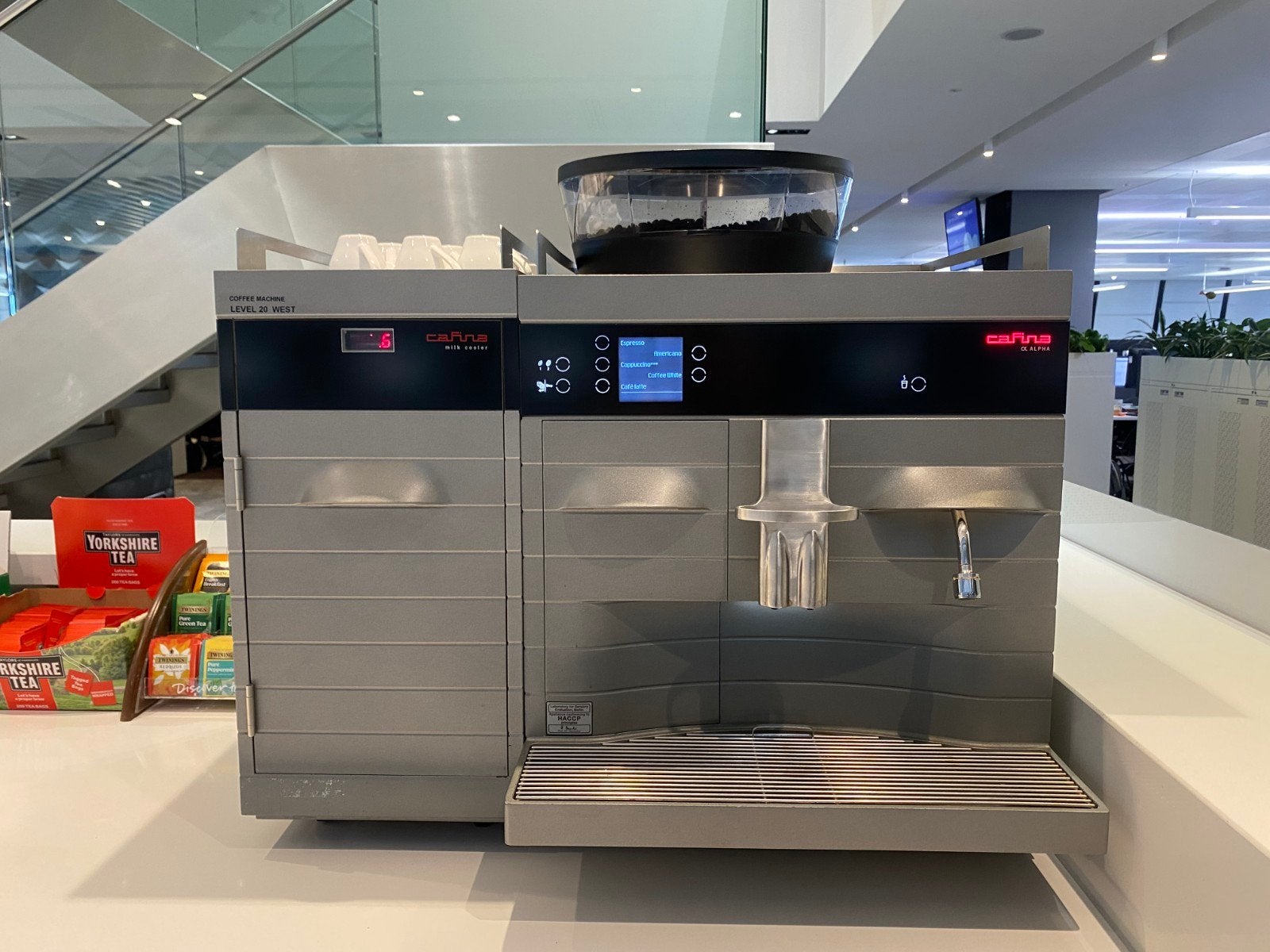 3 Melitta Alpha Koffieapparaten, Witgoed en Apparatuur, Koffiezetapparaten, Ophalen, Gebruikt, Koffiemachine, Koffiebonen
