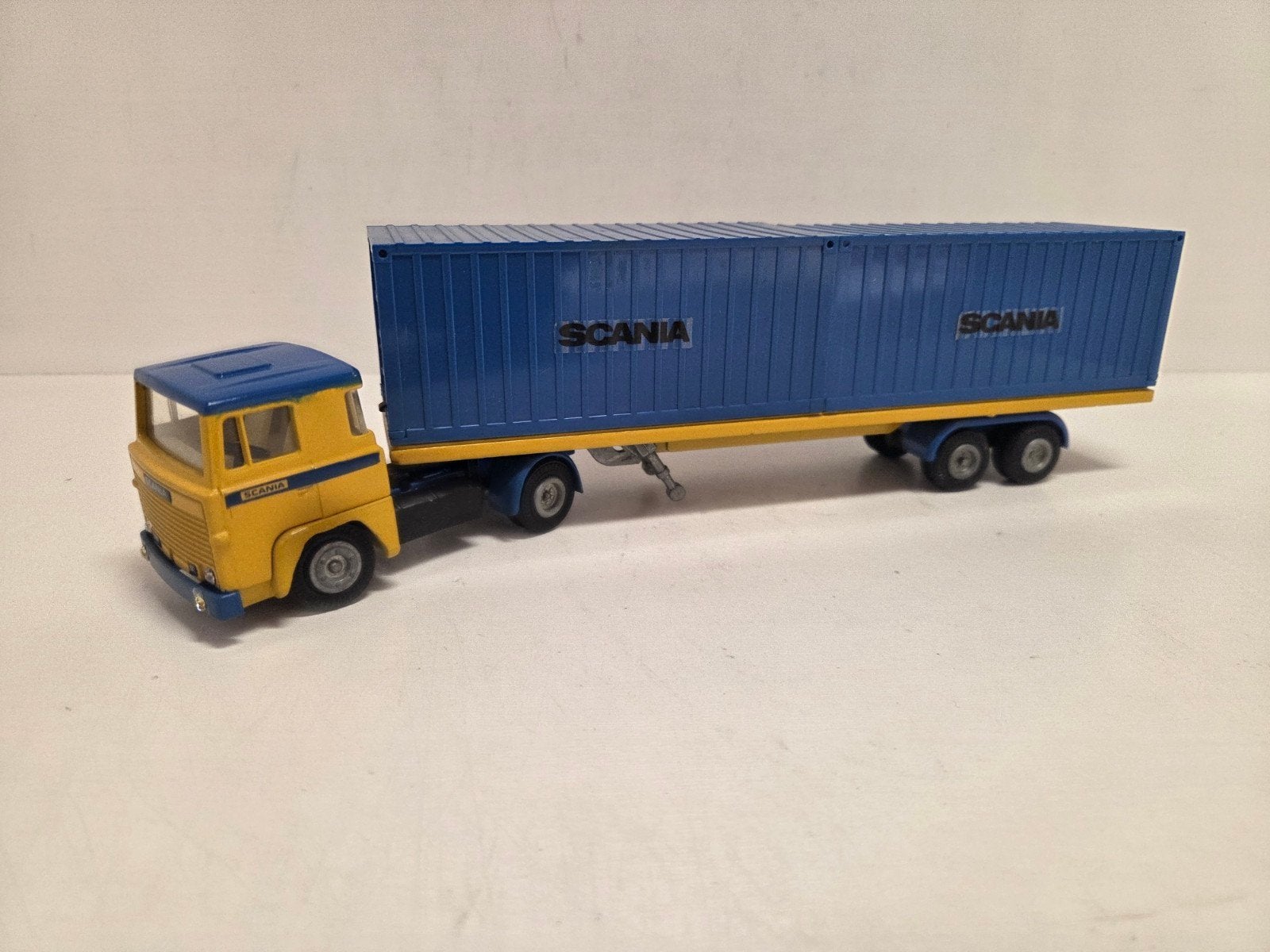 Tekno Scania 141 containeroplegger demo 1:50, ., Zo goed als nieuw, ., Ophalen of Verzenden