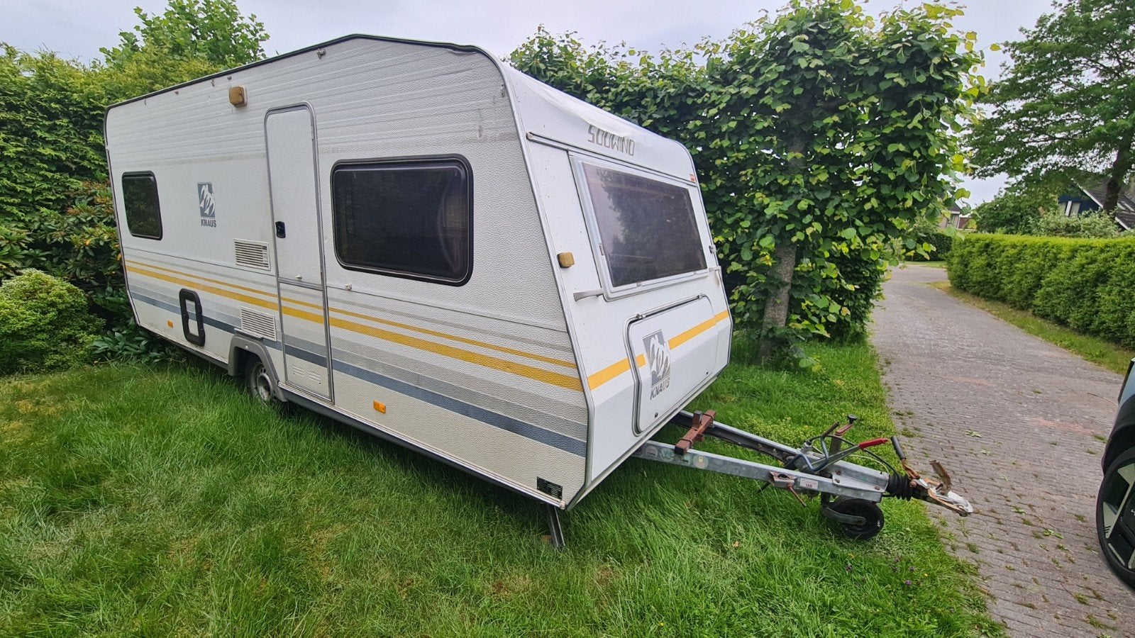 Knaus Sudwind uit 1990 met voortent, Treinzit, Particulier, Ringverwarming, 5 tot 6 meter