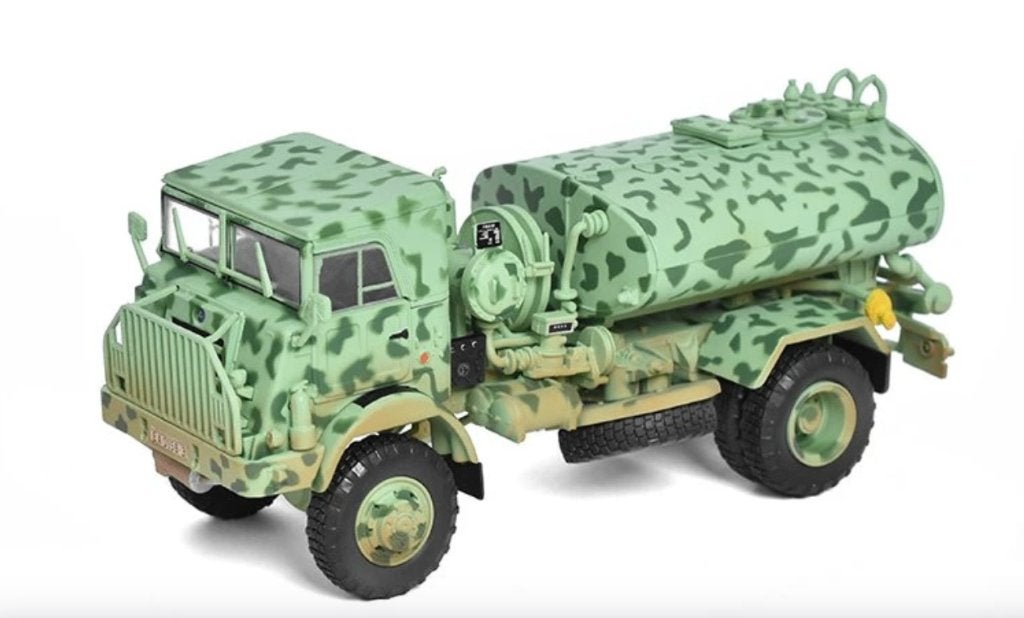 Pegaso 3045 D 1966 Militair tankwagen 1/43 IXO # 27, Verzenden, Nieuw, Bus of Vrachtwagen, Overige merken