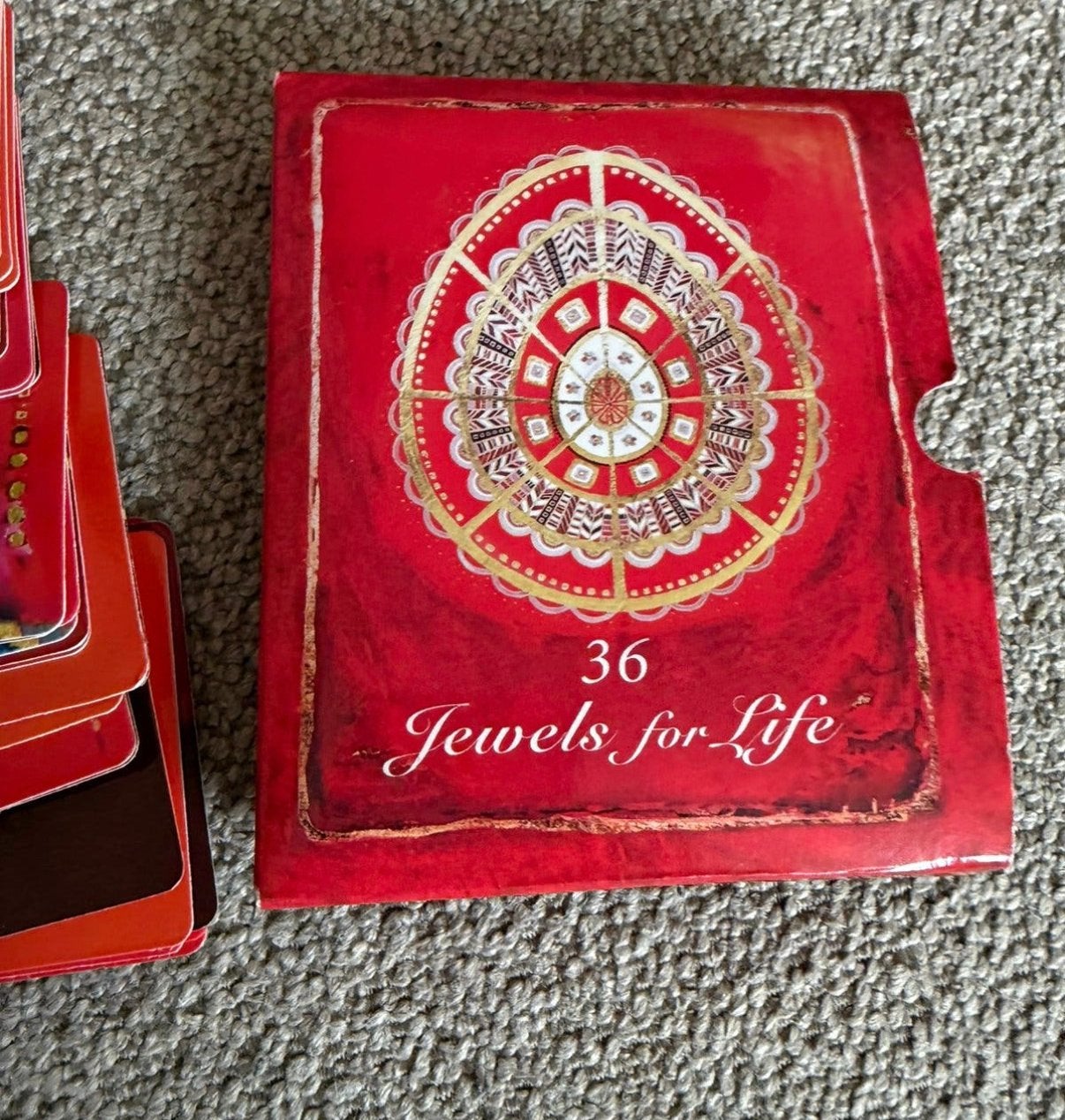 36 Jewels for Life, Boeken, Ophalen of Verzenden, Zo goed als nieuw, Tarot of Kaarten leggen, Overige typen