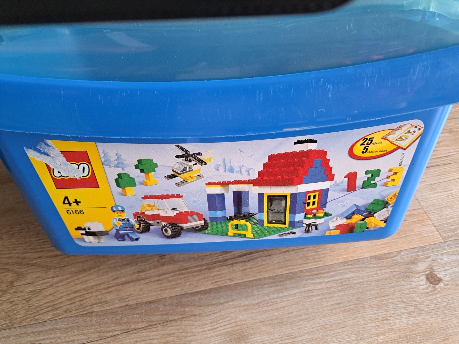 Doosje met lego, Ophalen