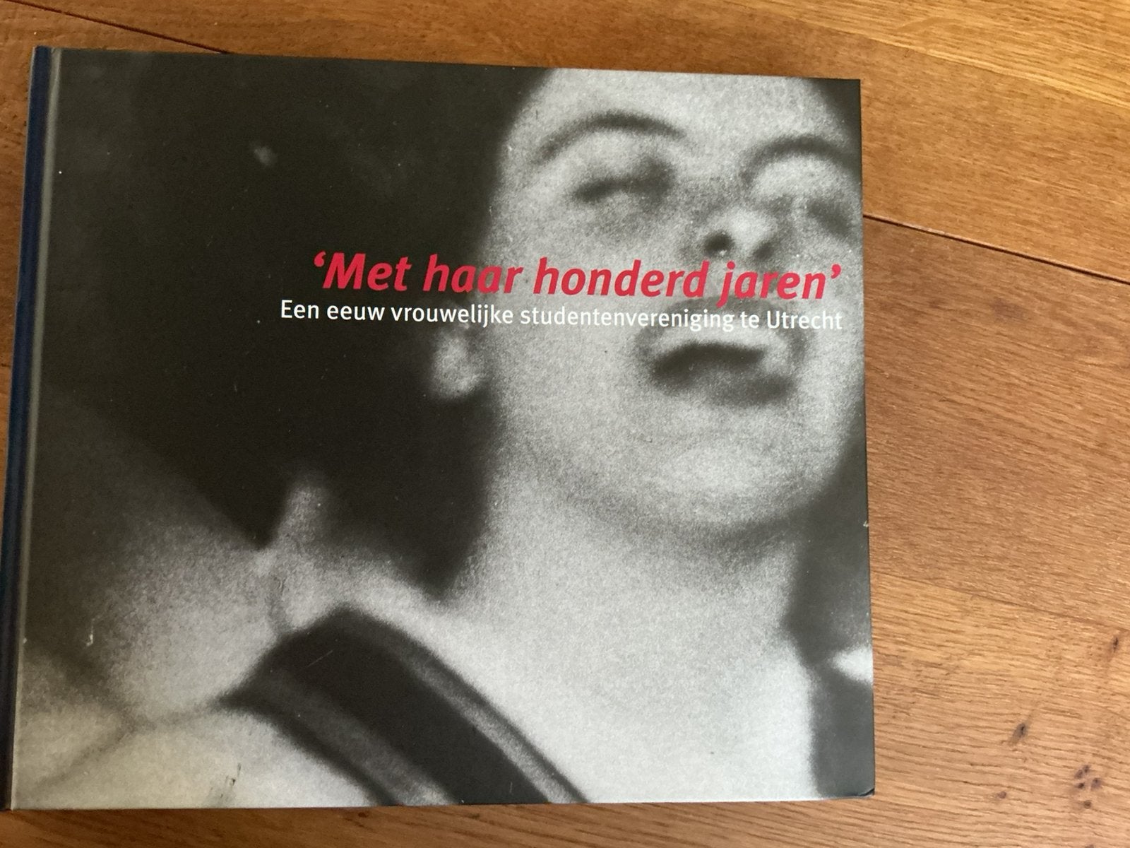 Boek studentenvereniging te Utrecht, Verzenden, Zo goed als nieuw, Overige onderwerpen