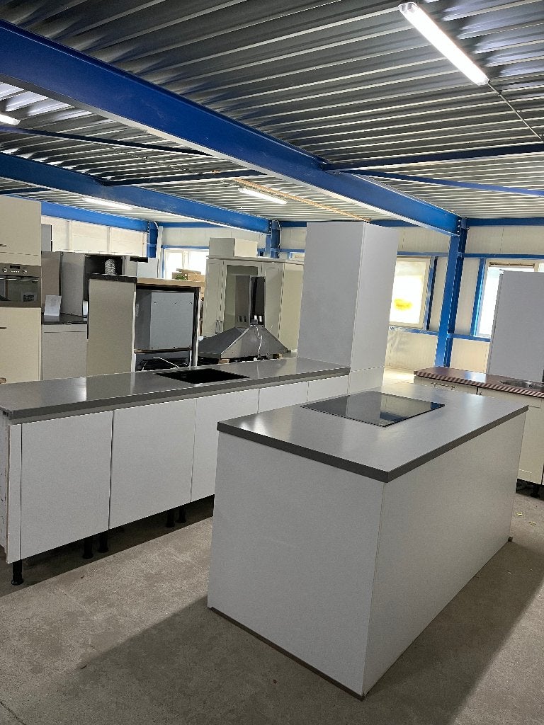 Keuken Compleet met APP 120Keukens op voorraad Nr. 2982, Ophalen of Verzenden, Zo goed als nieuw, Overige typen, Greeploos