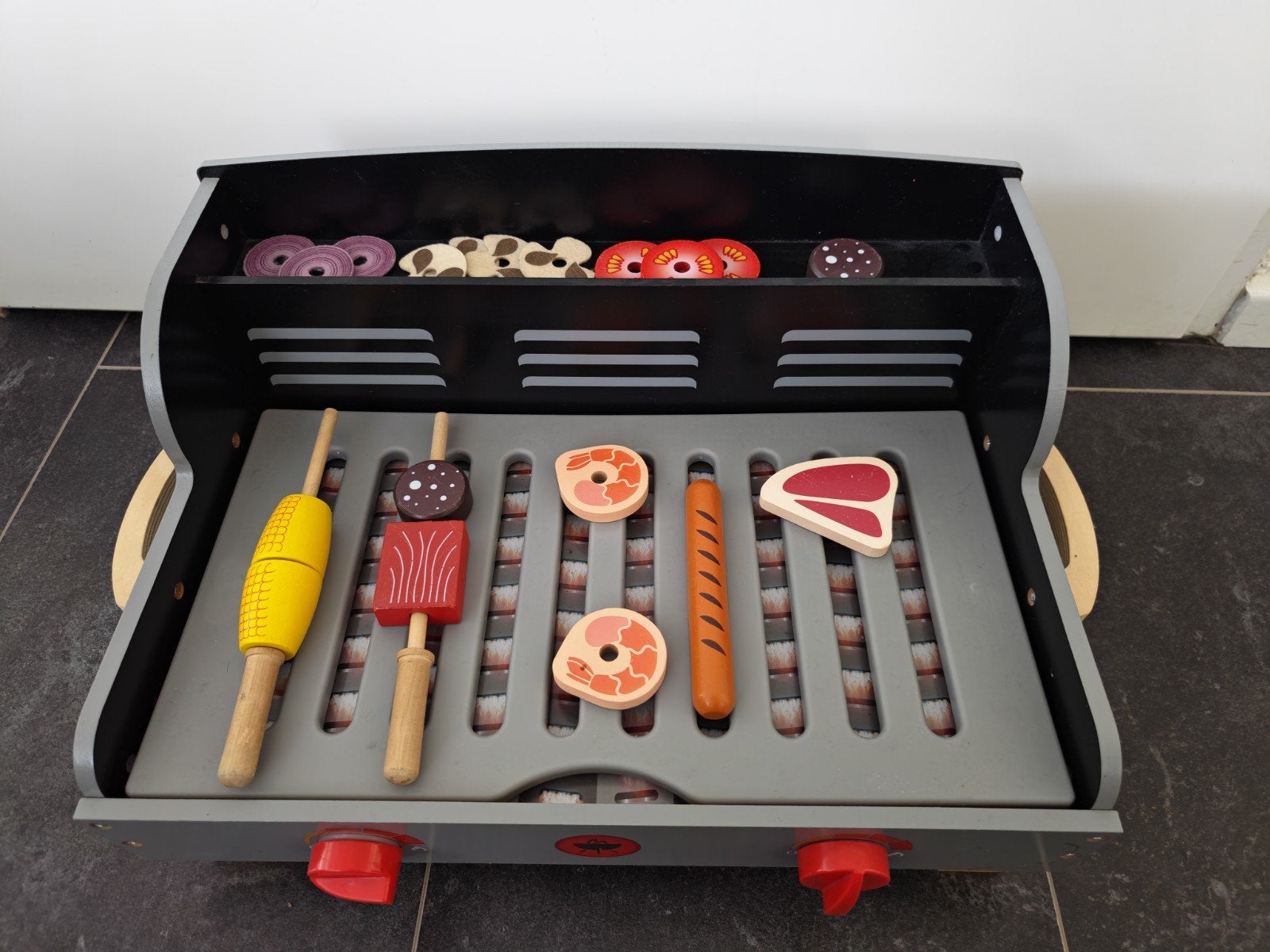 Houten speelgoed barbecue met accessoires, Ophalen, Gebruikt, Jongen of Meisje
