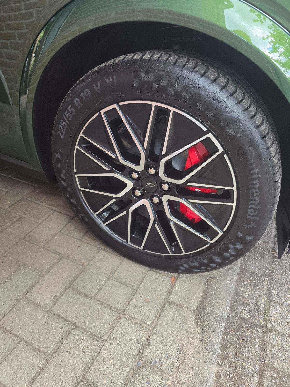 4 Nieuwe Ford Mustang Mach-E 19 inch velgen, Ophalen