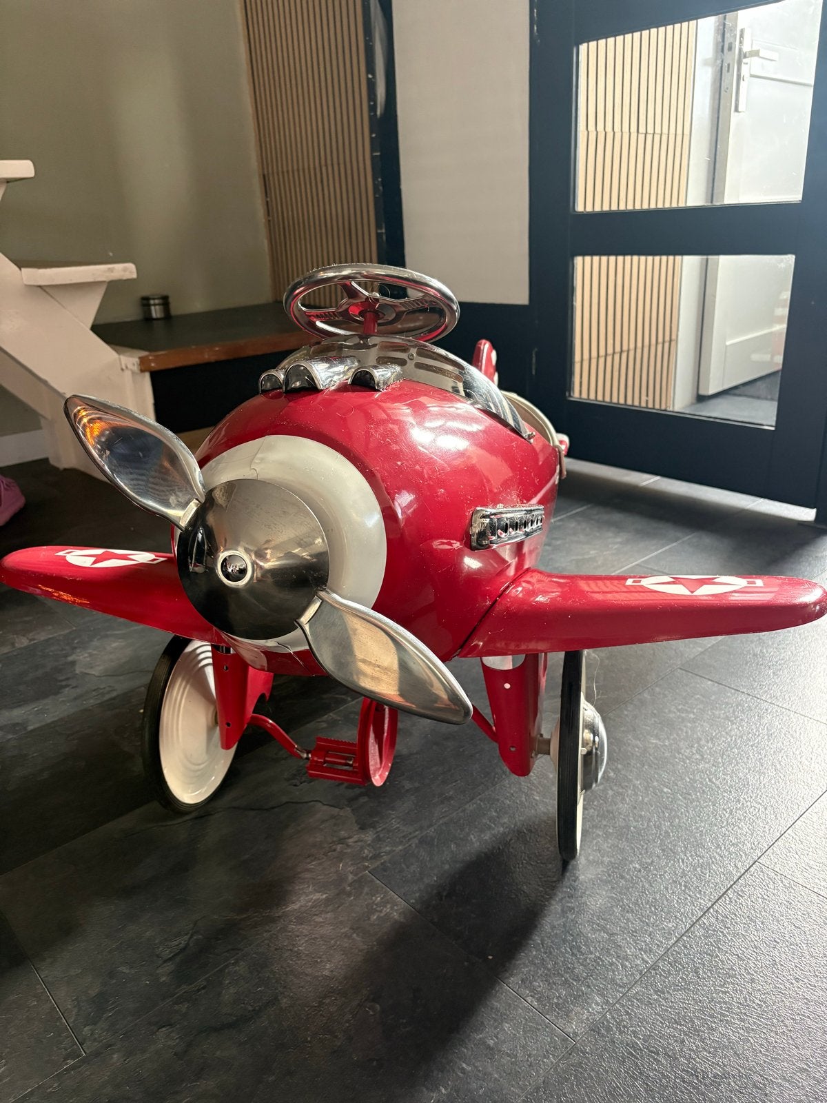 Limited Edition Sky King Trap Vliegtuig Rood, Ophalen, Gebruikt