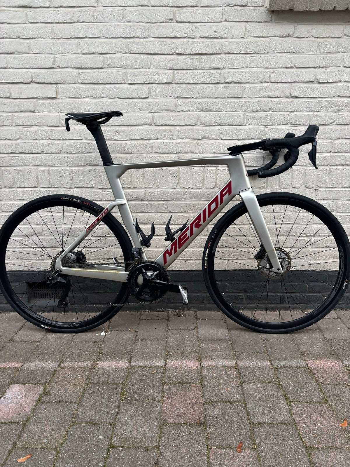 Merida Reacto 6000 2024 Disc - Shimano 105 Di2 12 speed, Fietsen en Brommers, Carbon, Zo goed als nieuw, 57 tot 61 cm, Meer dan 20 versnellingen