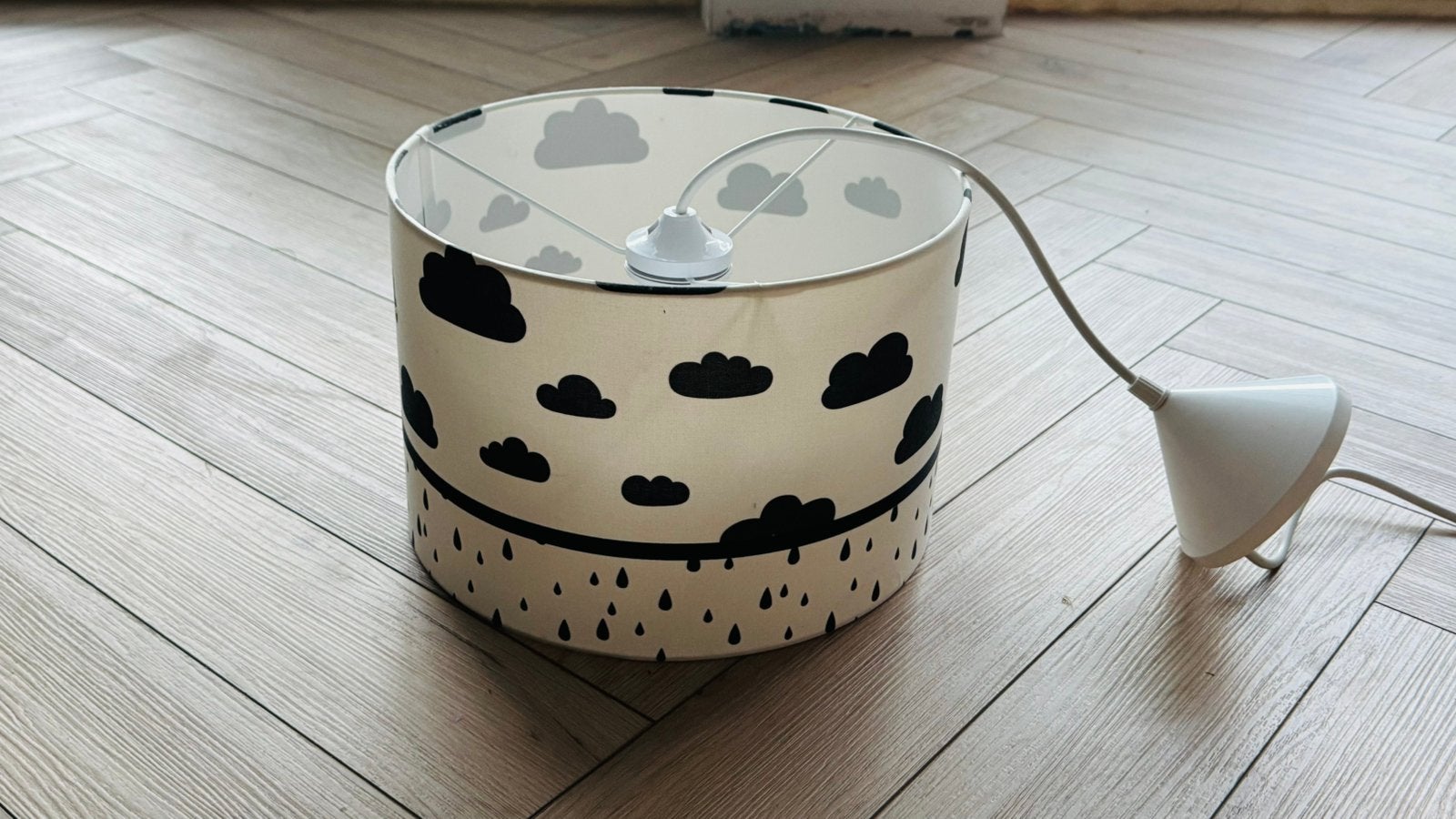 Hanglamp met wolkjes voor kinderkamer, Ophalen of Verzenden, Zo goed als nieuw, Lamp