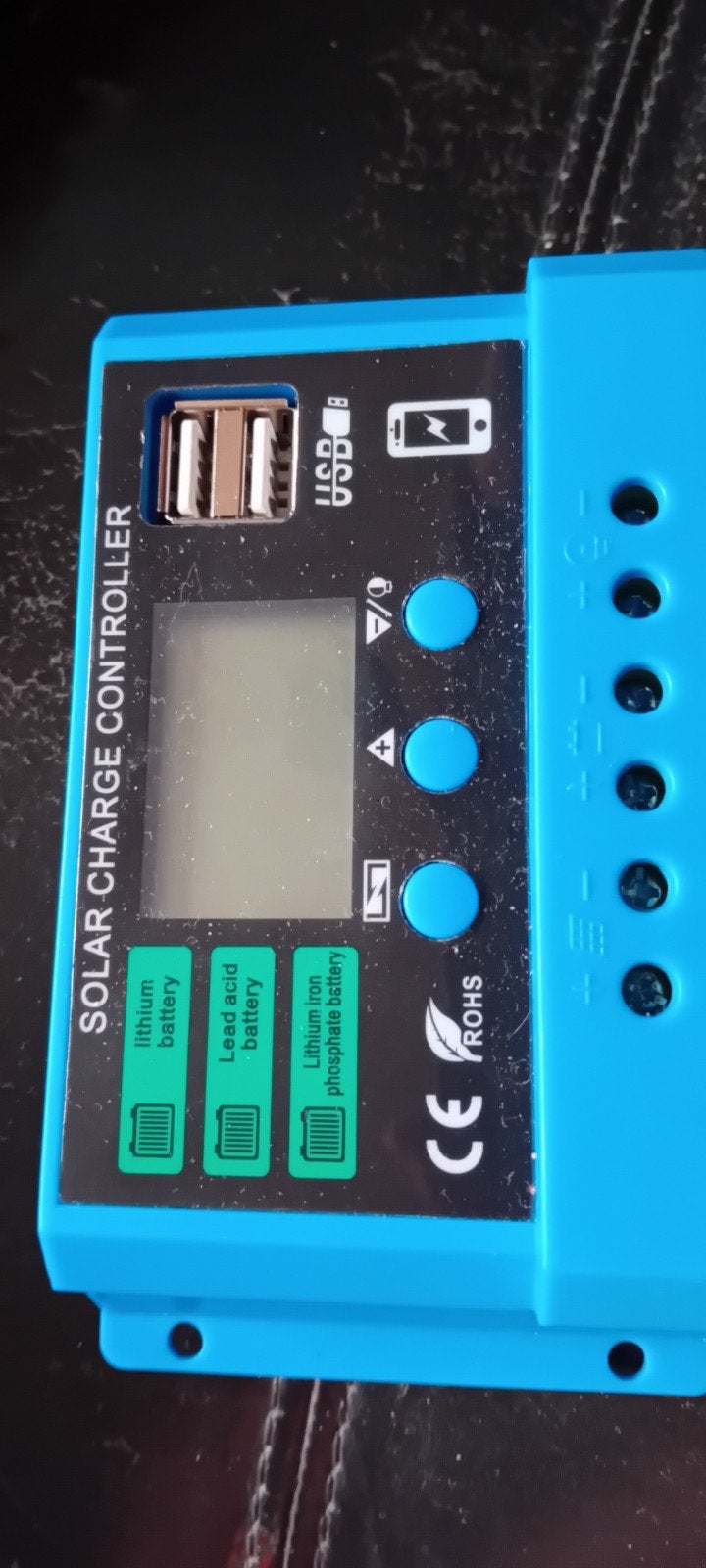 Solar Charge Controller met USB-uitgangen, Ophalen of Verzenden, Zo goed als nieuw