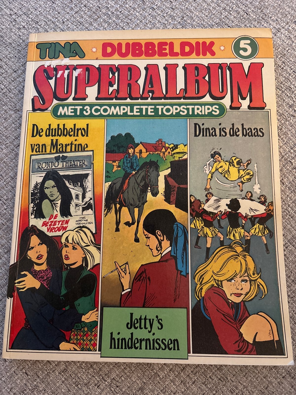 Tina Dubbeldik Superalbum 5 - Met 3 complete topstrips, Boeken, Eén stripboek, Ophalen of Verzenden, Gelezen
