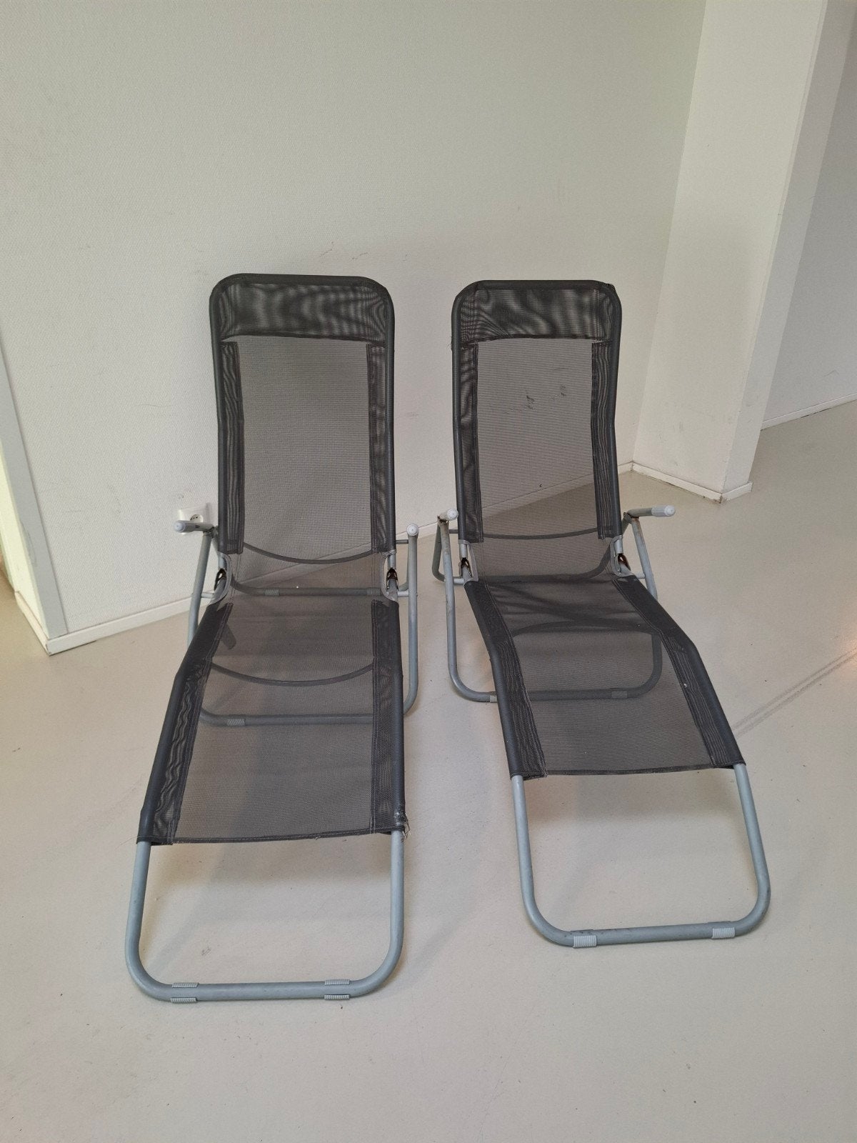 2 mooie ligbedden voor buiten, Ophalen, Gebruikt, Aluminium, Inklapbaar