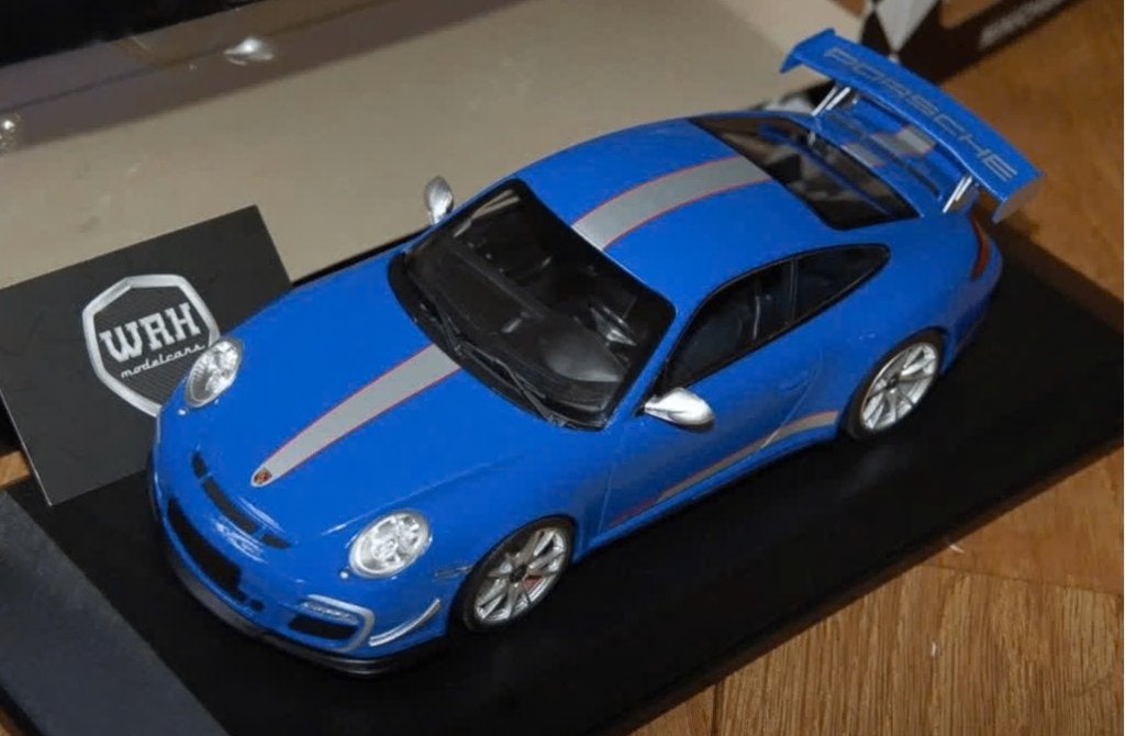 1:18 PORSCHE 911 GT3 RS 4.0 blue Minichamps zie info WRH, Hobby en Vrije tijd, Modelauto's | 1:18, Verzenden, Zo goed als nieuw