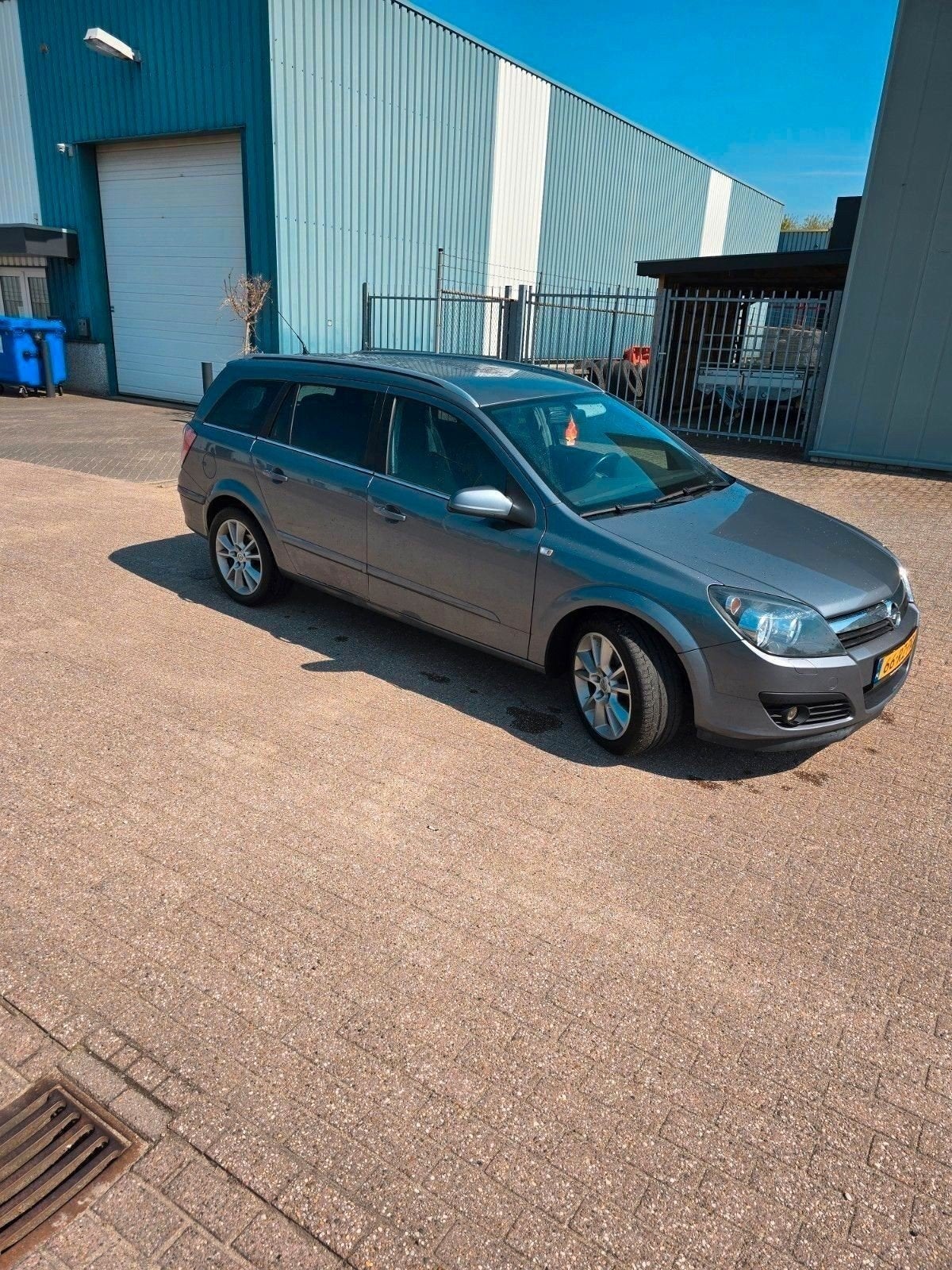 Opel Astra 1.8 16V St.wgn. 2005 Grijs, 125 pk, 4 cilinders, Metallic lak, Origineel Nederlands