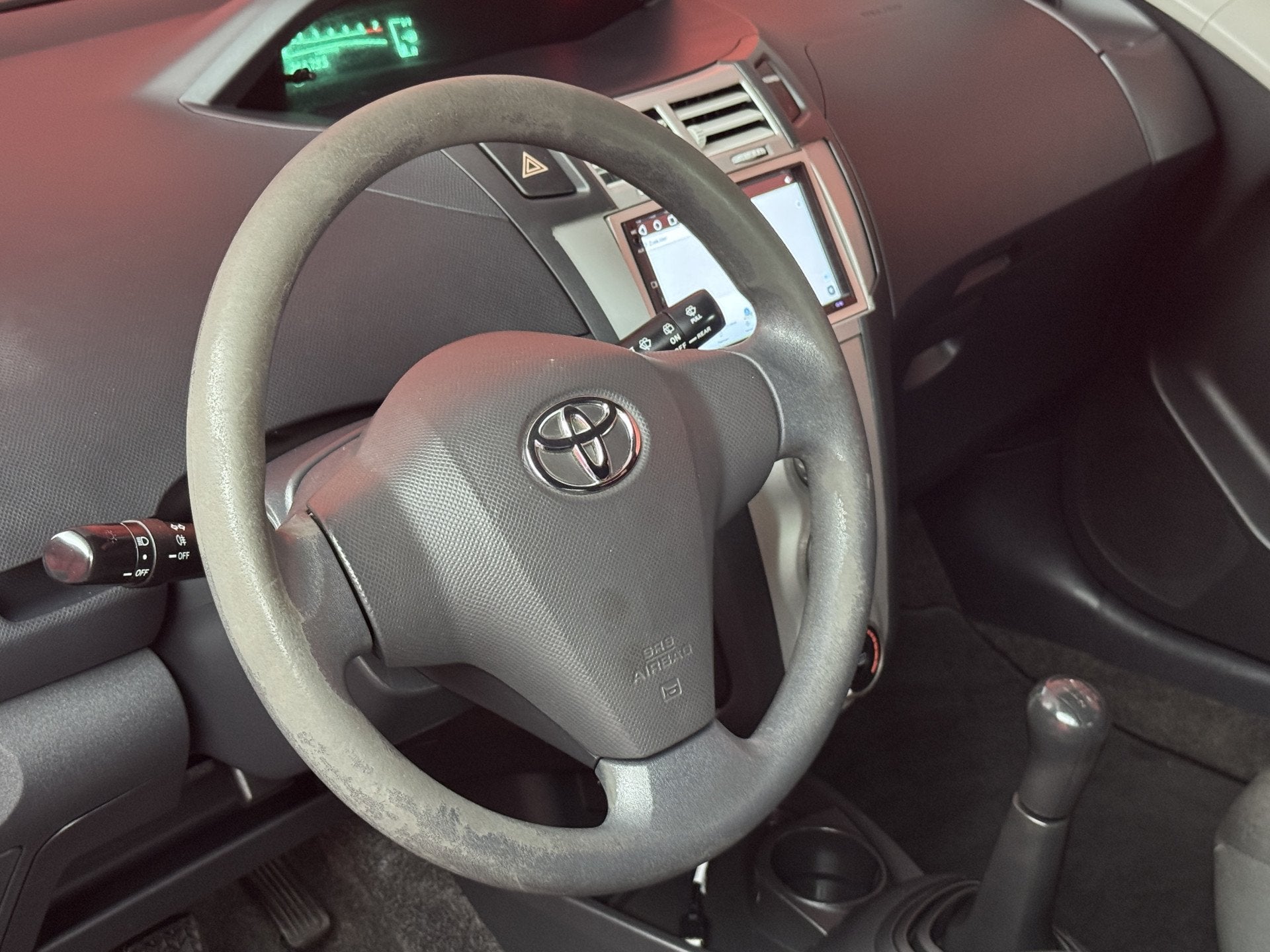 Toyota Yaris 1.0 VVTi | Lichtmetaal | Zuinig rijden | Apk 30, Auto's, Voorwielaandrijving, 996 cc, Origineel Nederlands, Handgeschakeld