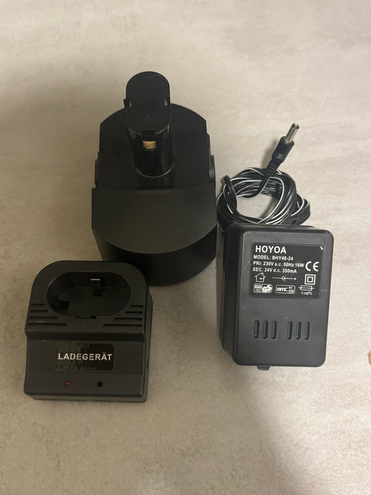 HOYOA 18V accu met Acculader, Ophalen, Gebruikt